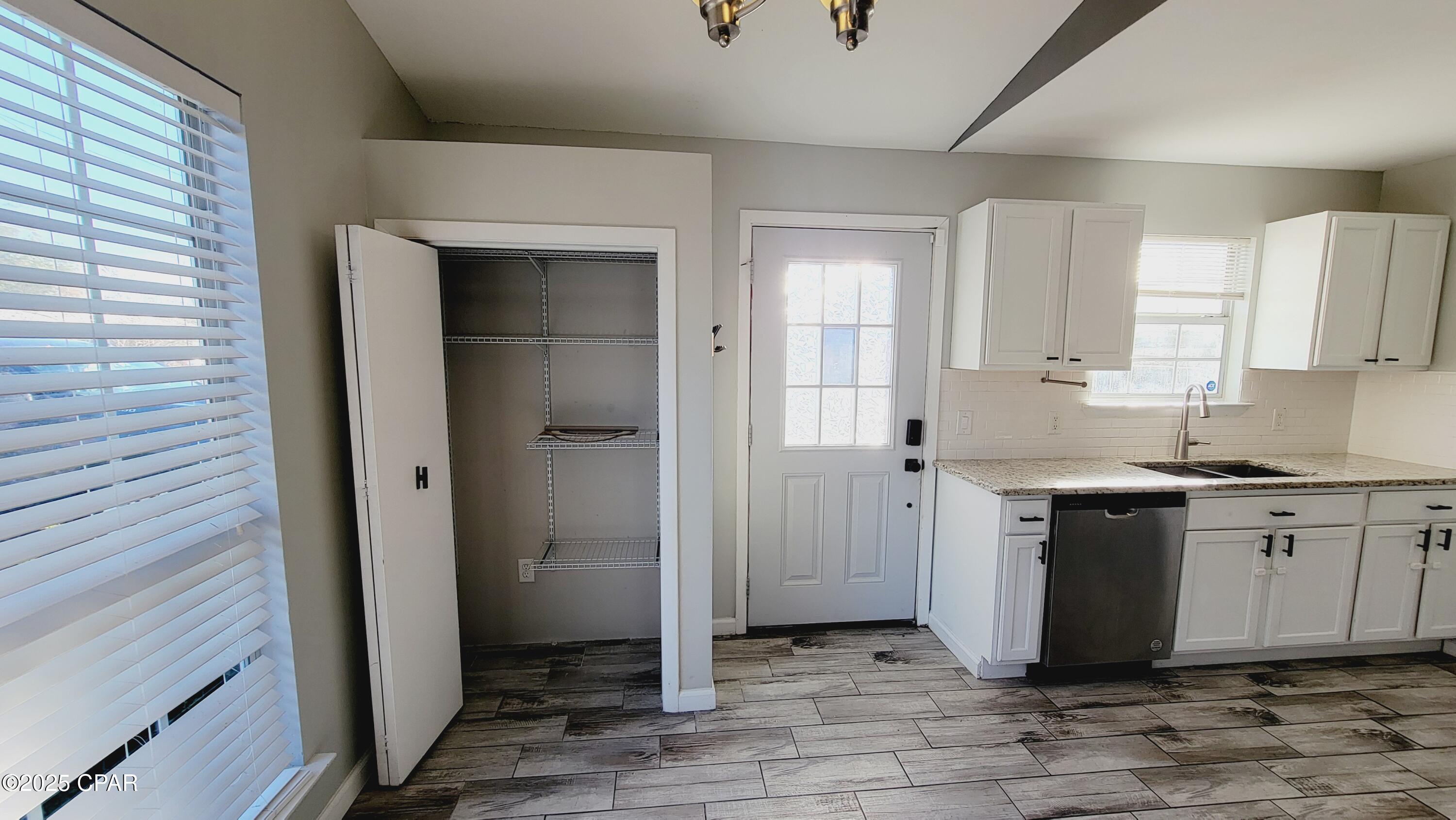 [No Recorded Subdiv] - Residential Lease