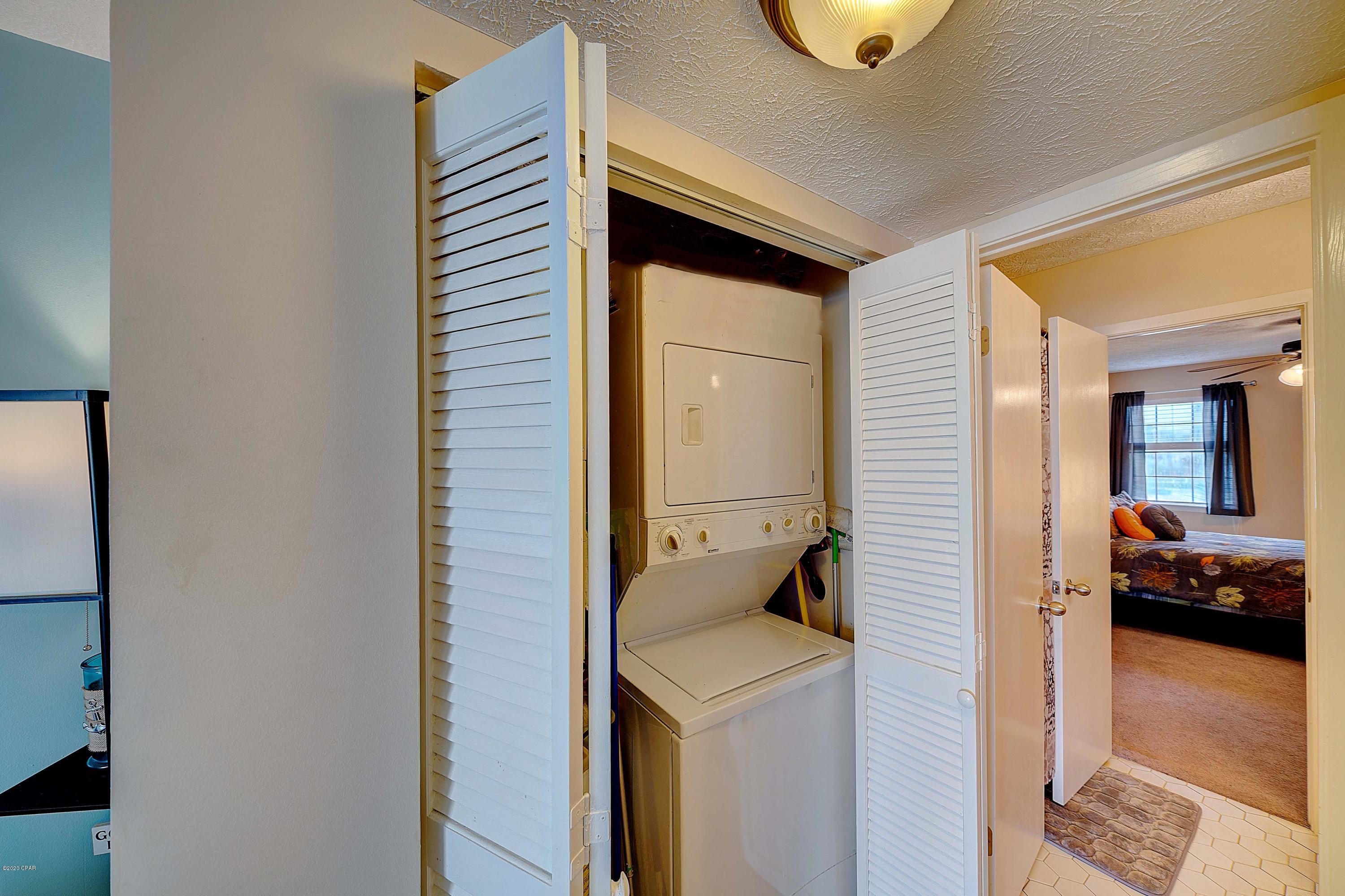 Lullwater Beach - Residential