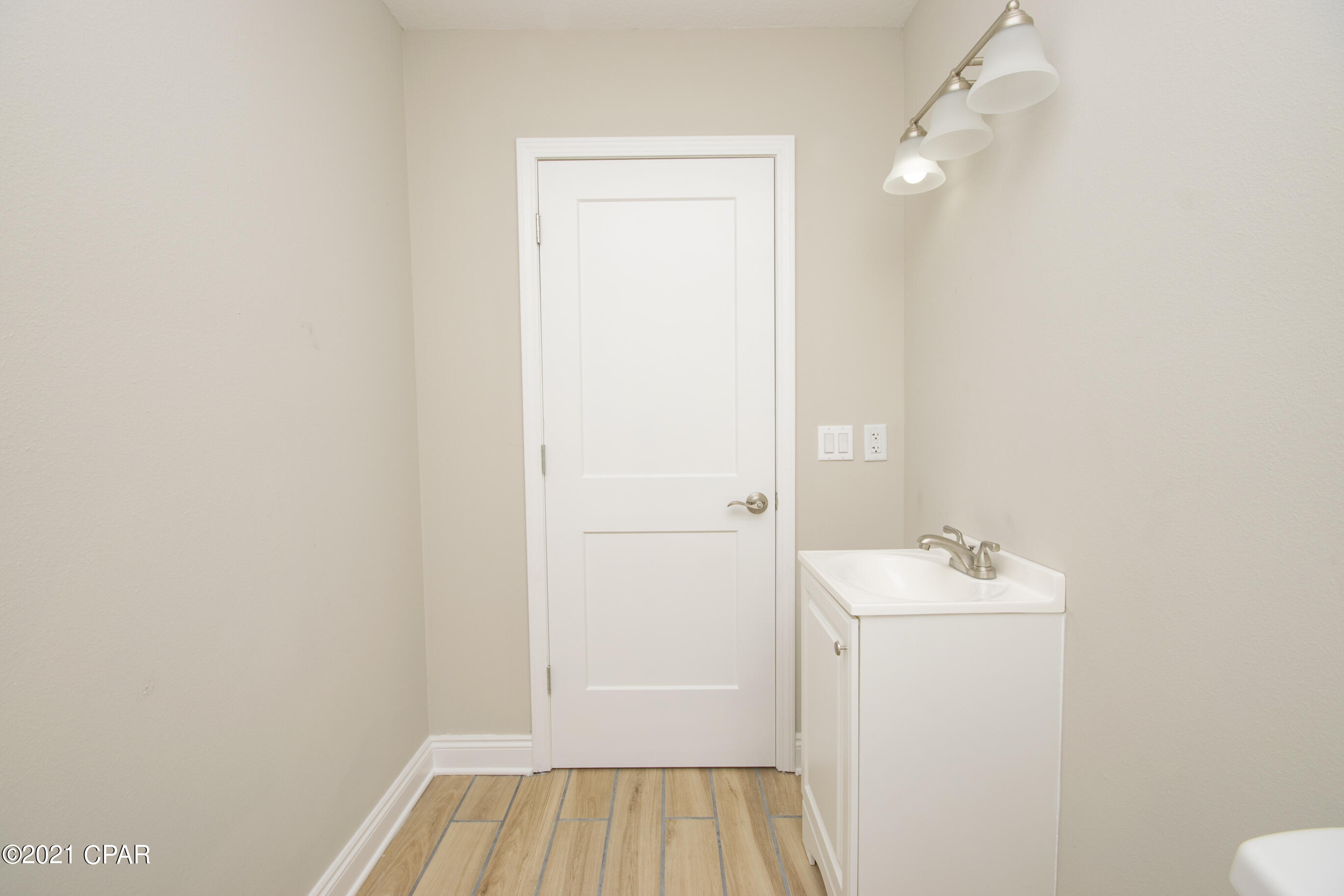 G C Hwy - Residential