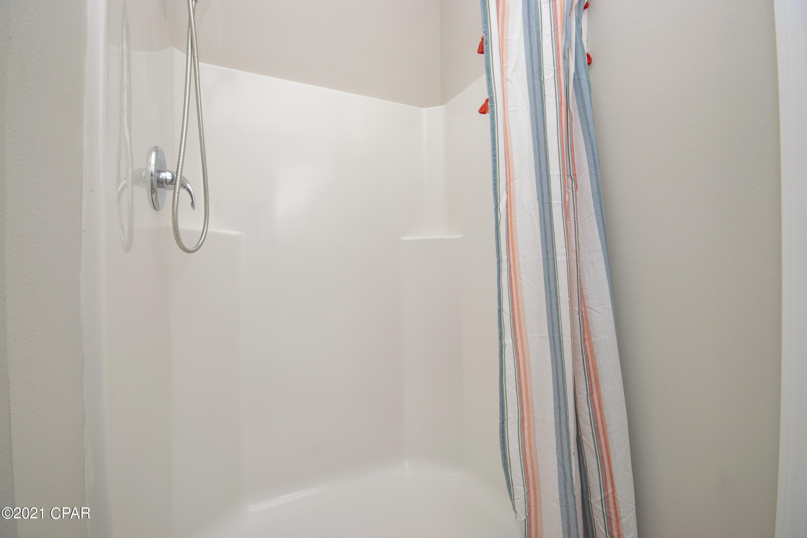 G C Hwy - Residential