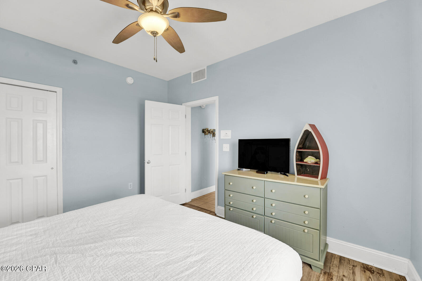 Laketown Wharf - Residential