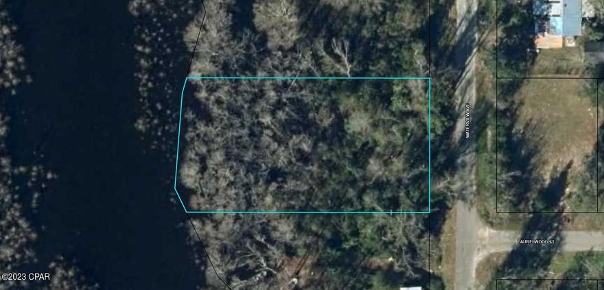 Vacant waterfront lot on West Arm creek makes the perfect place for living on the water or a fish camp. West arm creek is part of/feeders of the world renowend Dead Lakes in Wewa. Call a realtor for a tour today.