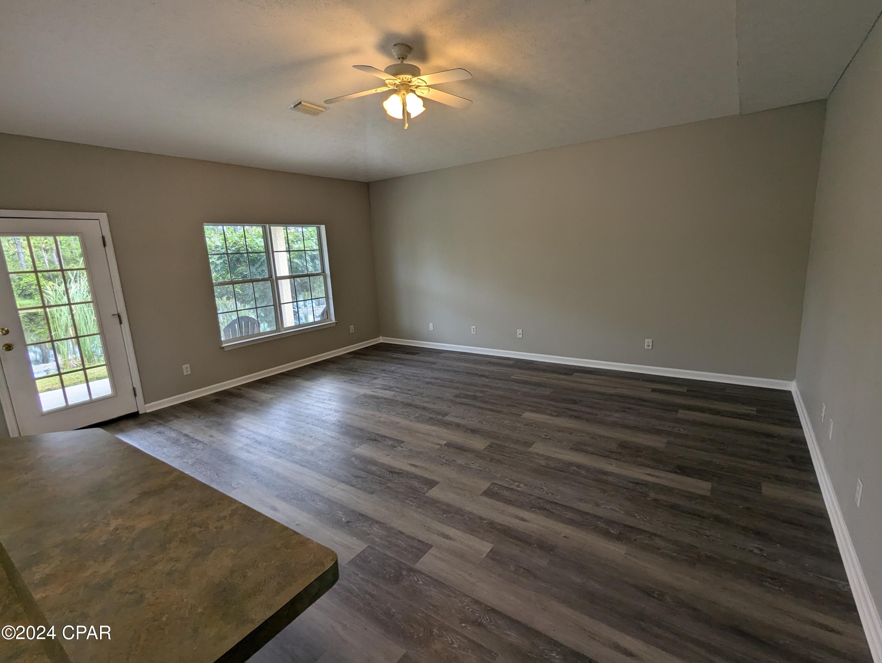 Harbour Towne - Residential Lease