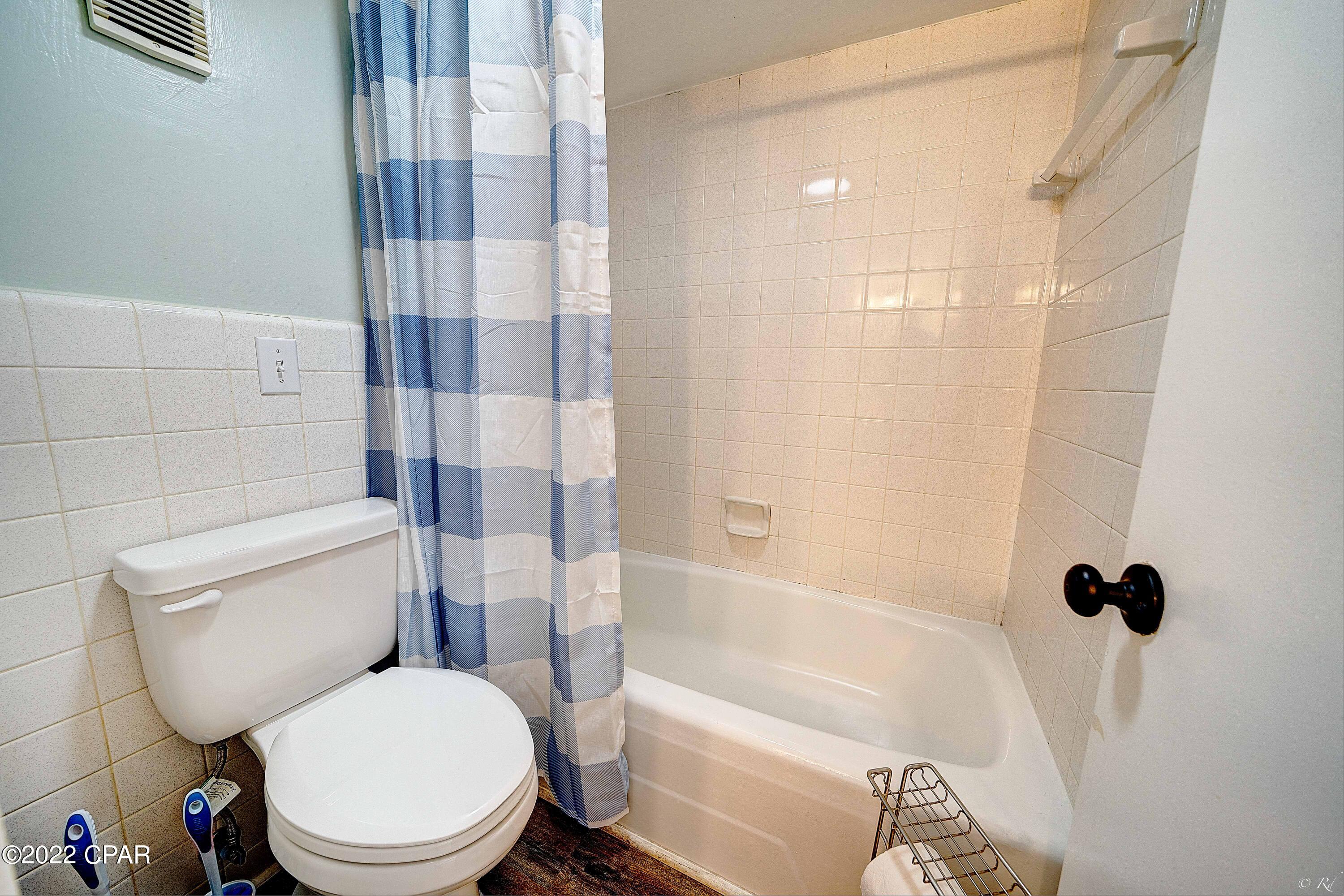 Fontainebleau Terrace - Residential