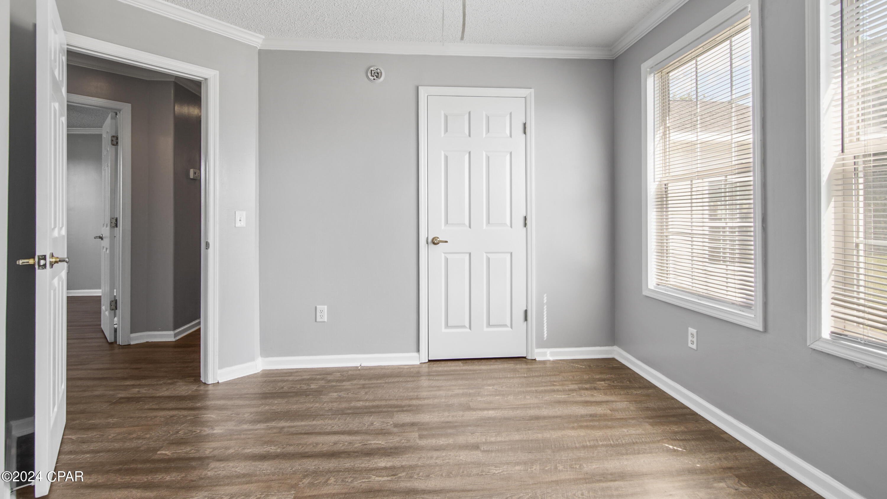 Cedar Grove Pk - Residential