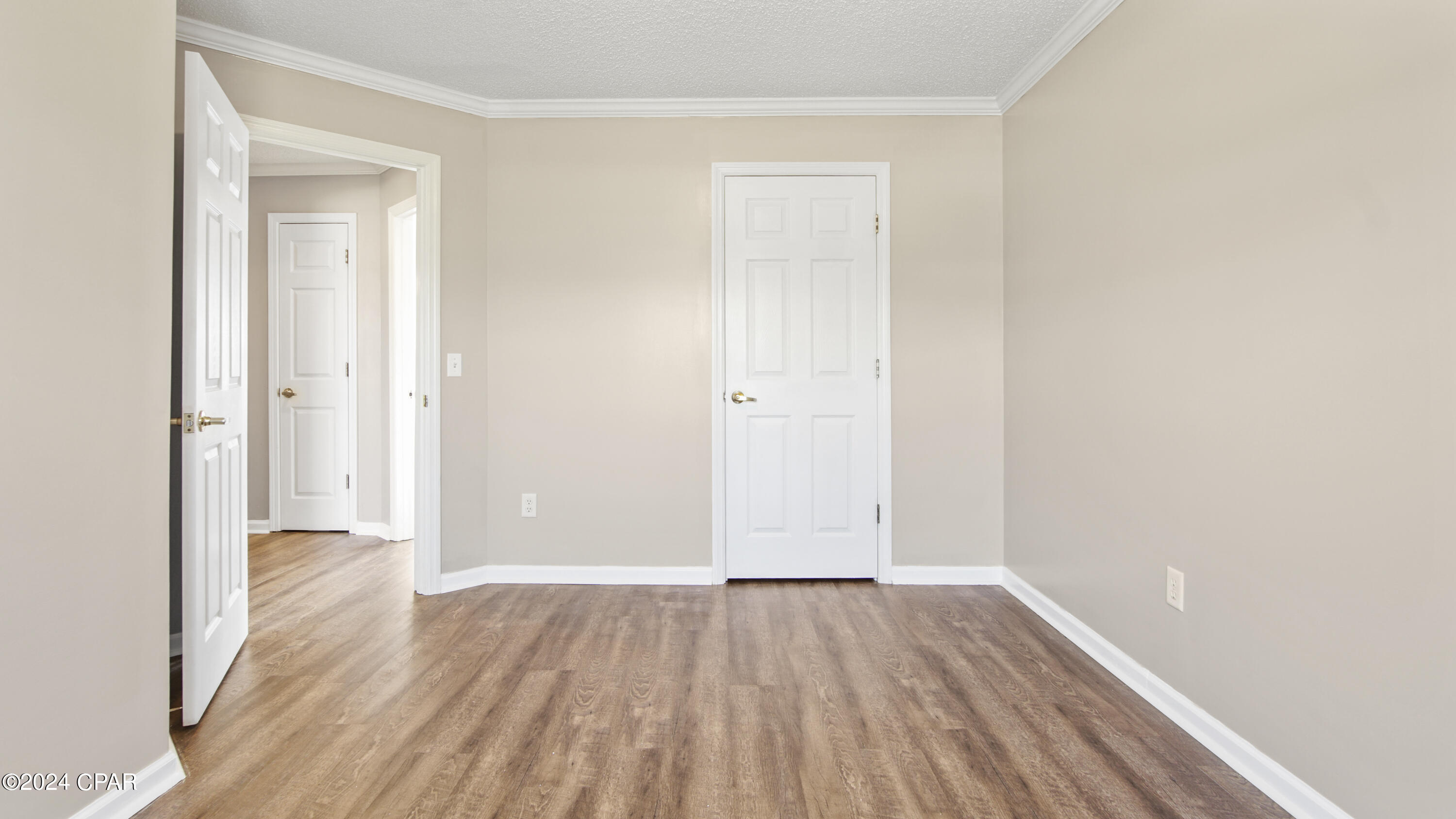 Cedar Grove Pk - Residential