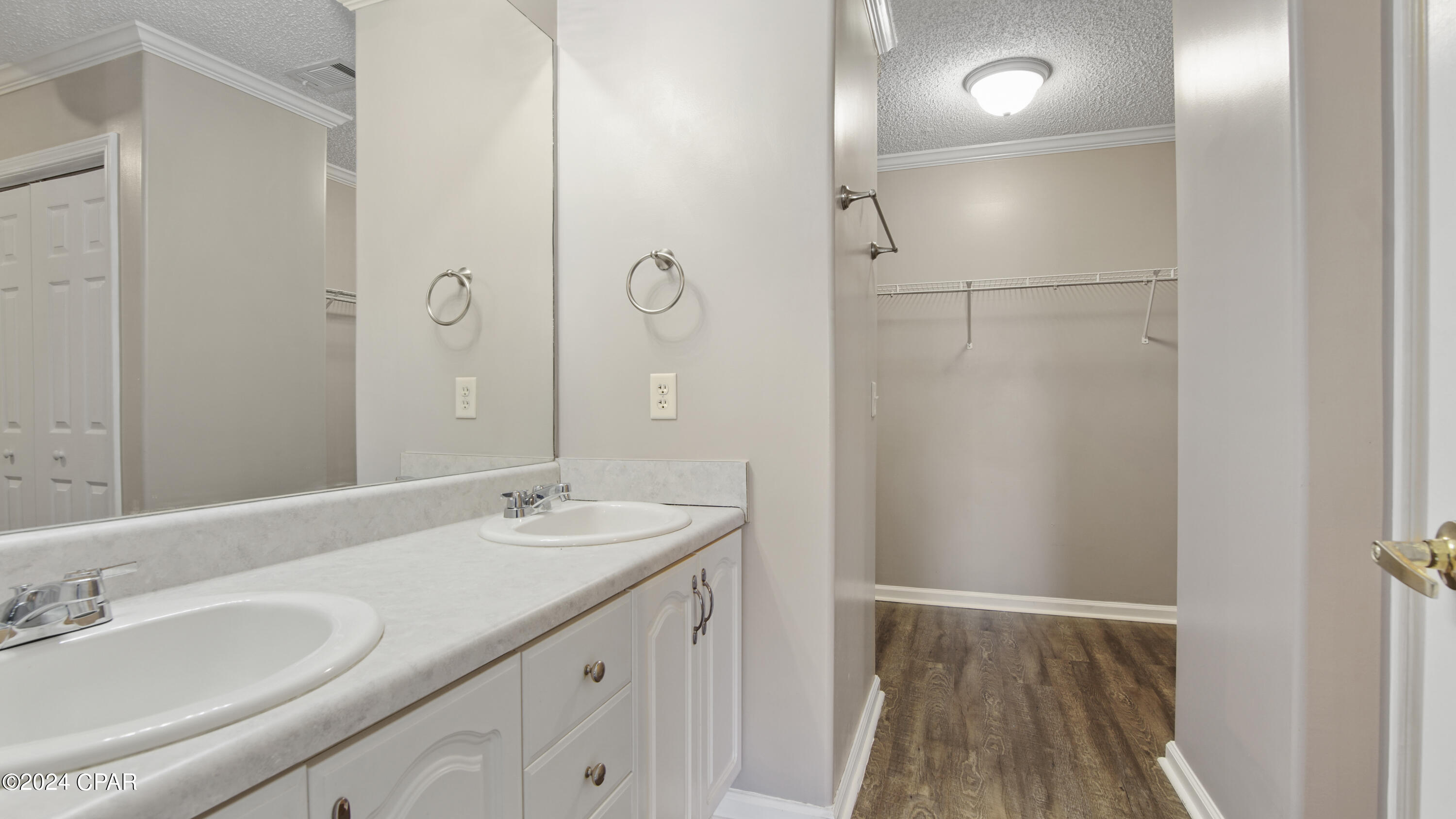 Cedar Grove Pk - Residential