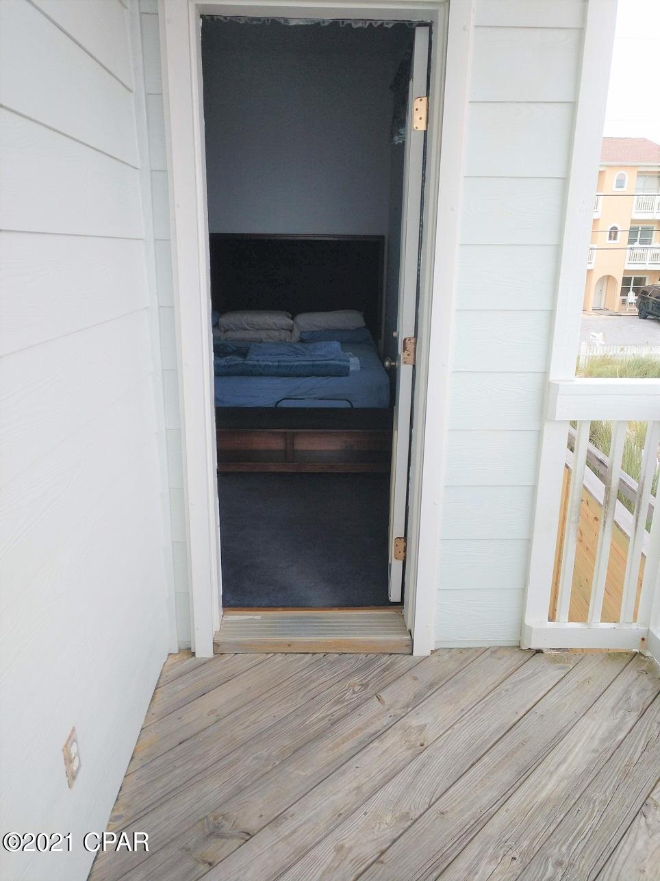 Gulf Lagoon Beach - Residential