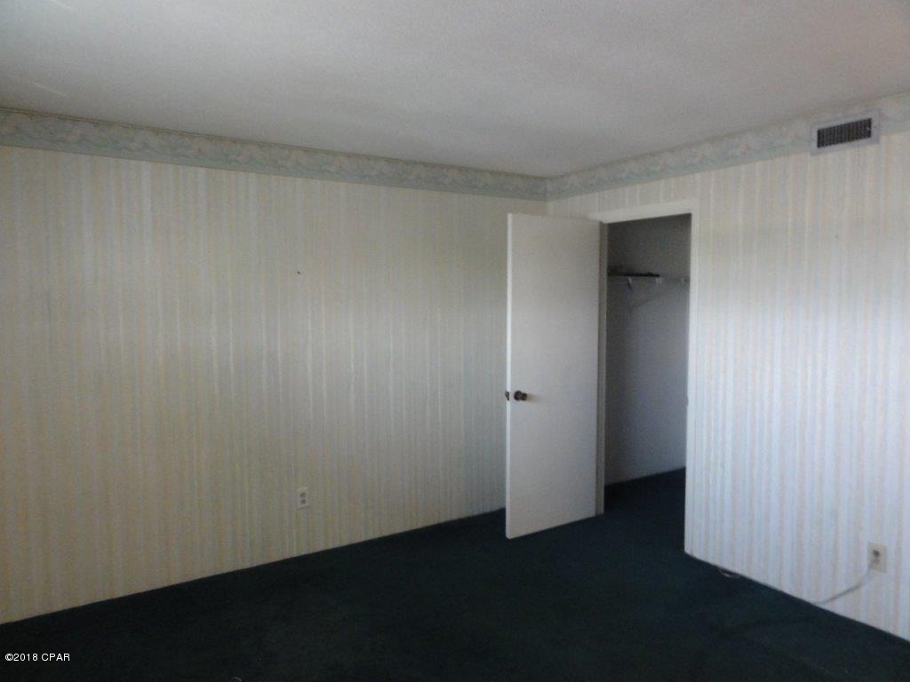 Moonspinner Apartments - Residential