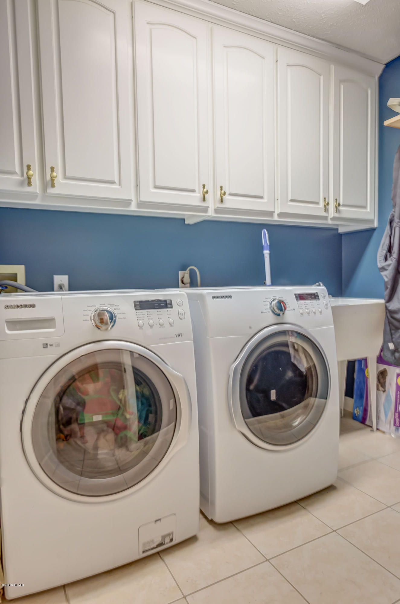 Mowat Highlands Ph VI - Residential