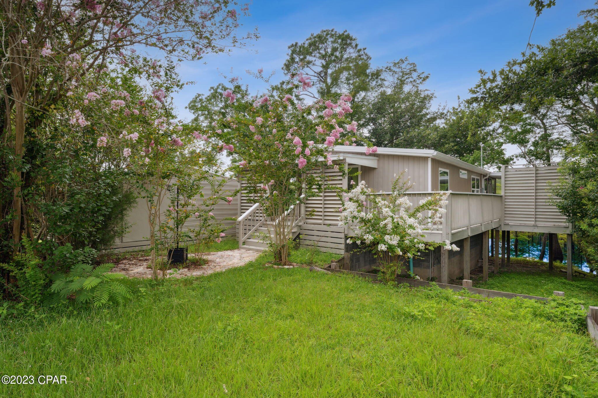 Meeks Lake - Residential