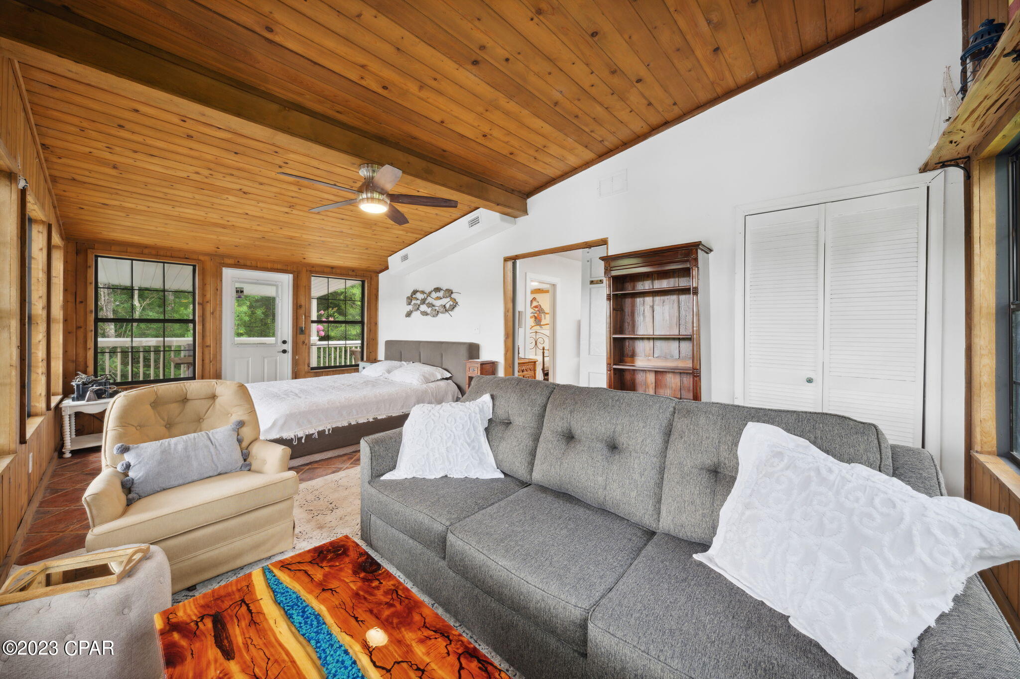 Meeks Lake - Residential