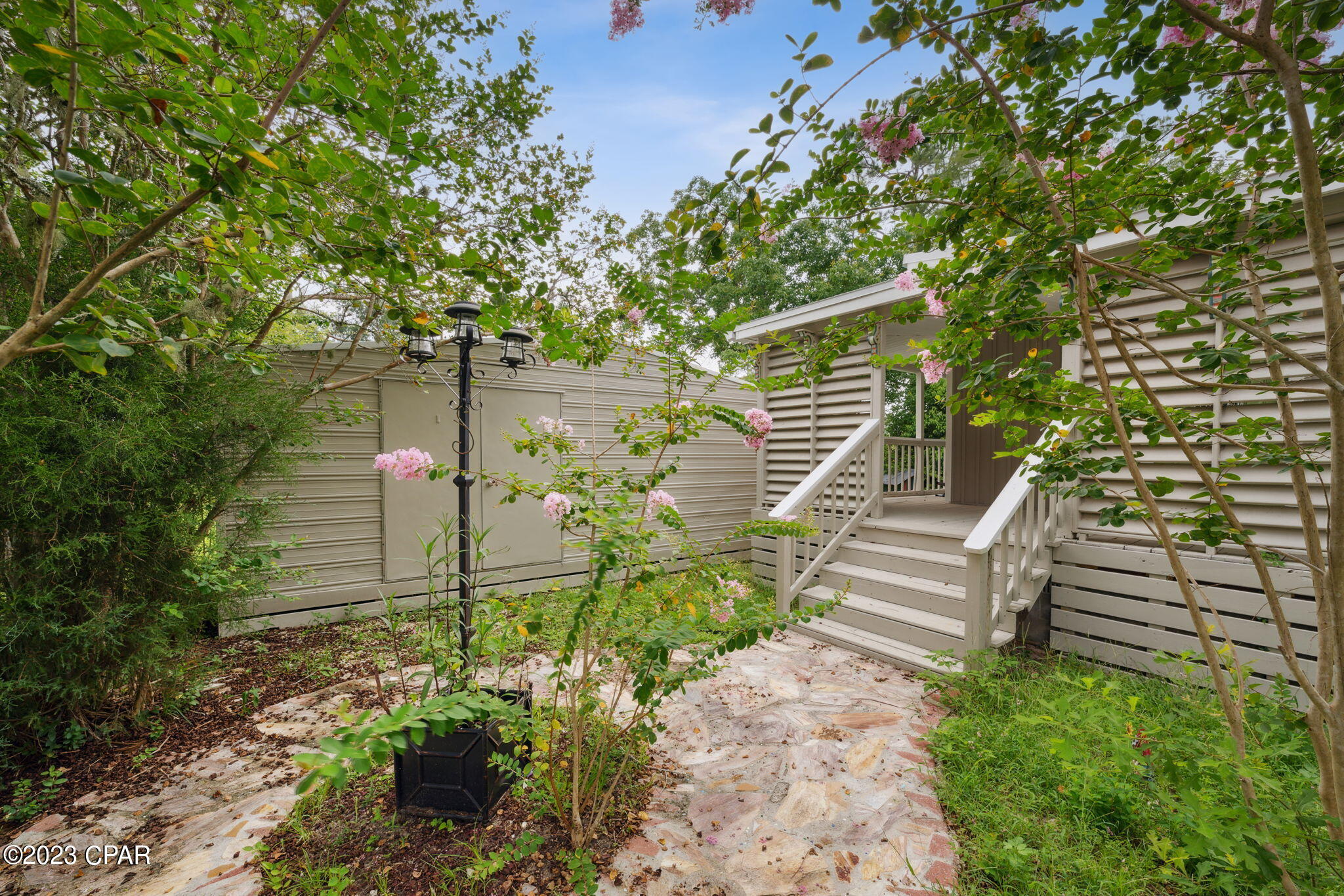 Meeks Lake - Residential