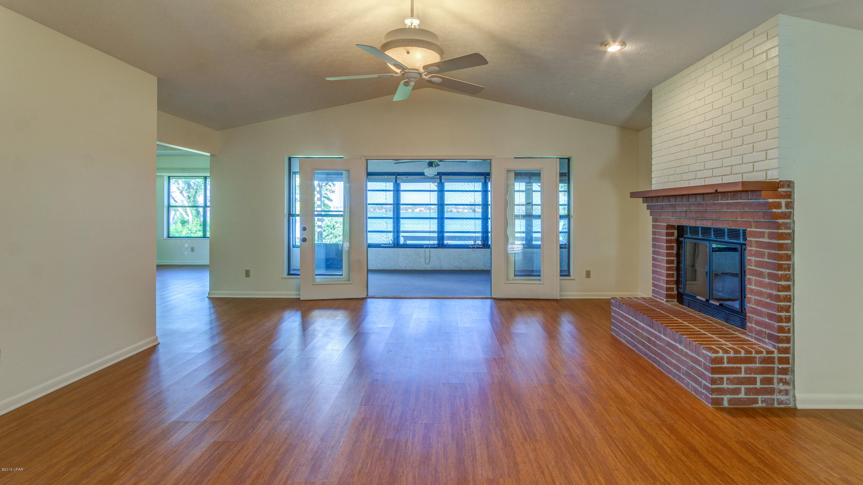 Deerpoint Estates - Residential