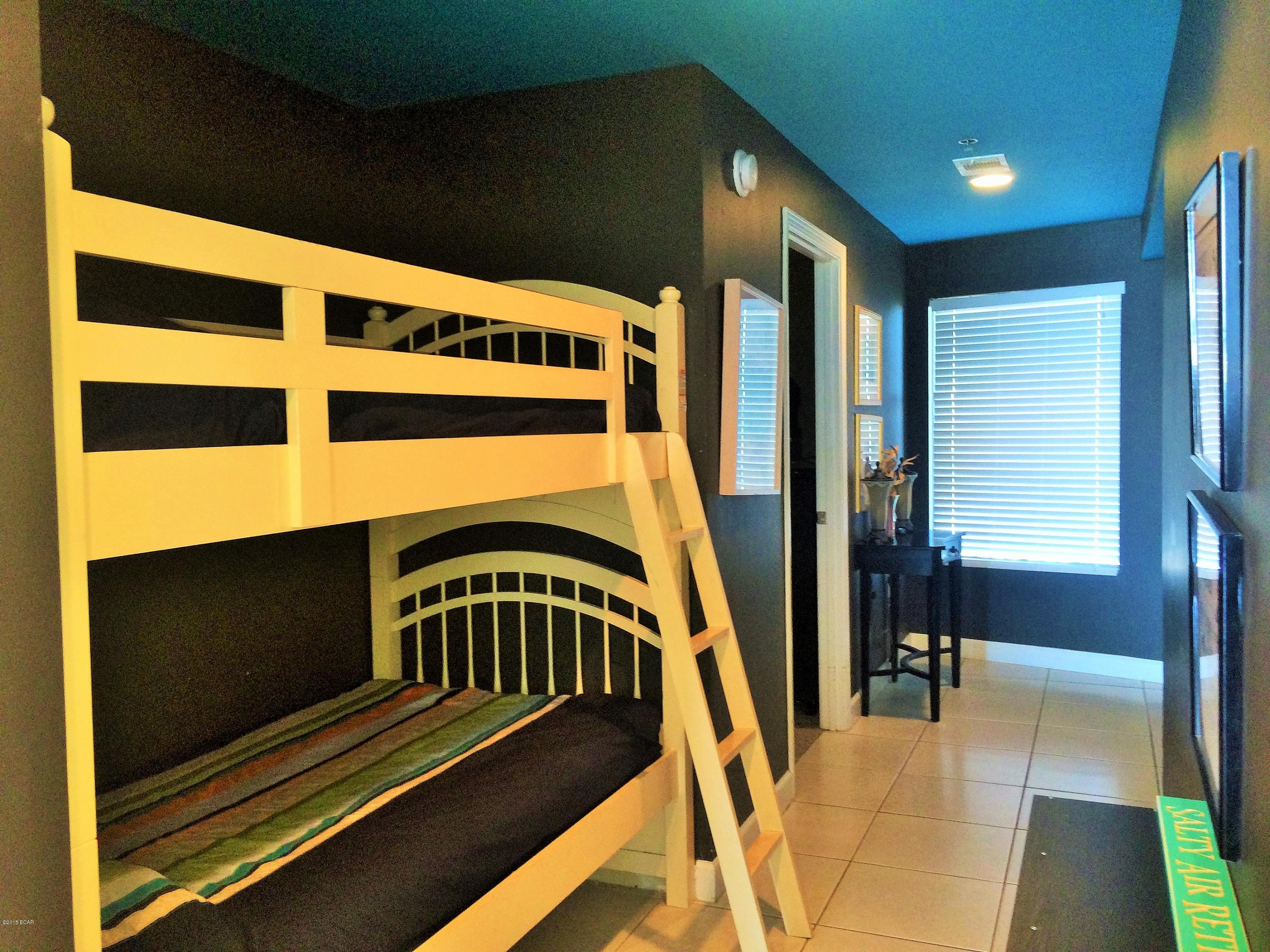 Splash Condo - Residential