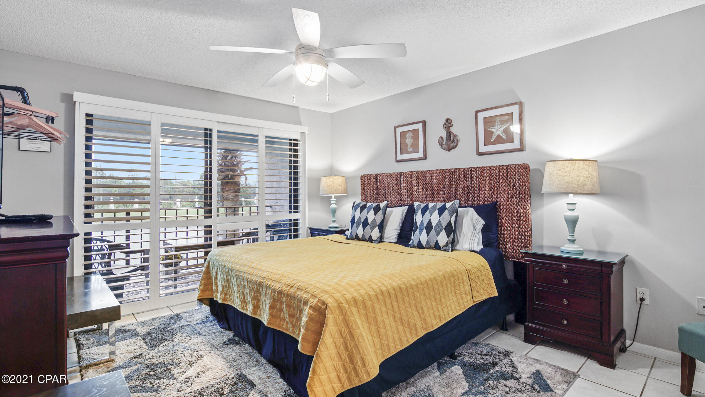 Edgewater Golf Villas V-B - Residential