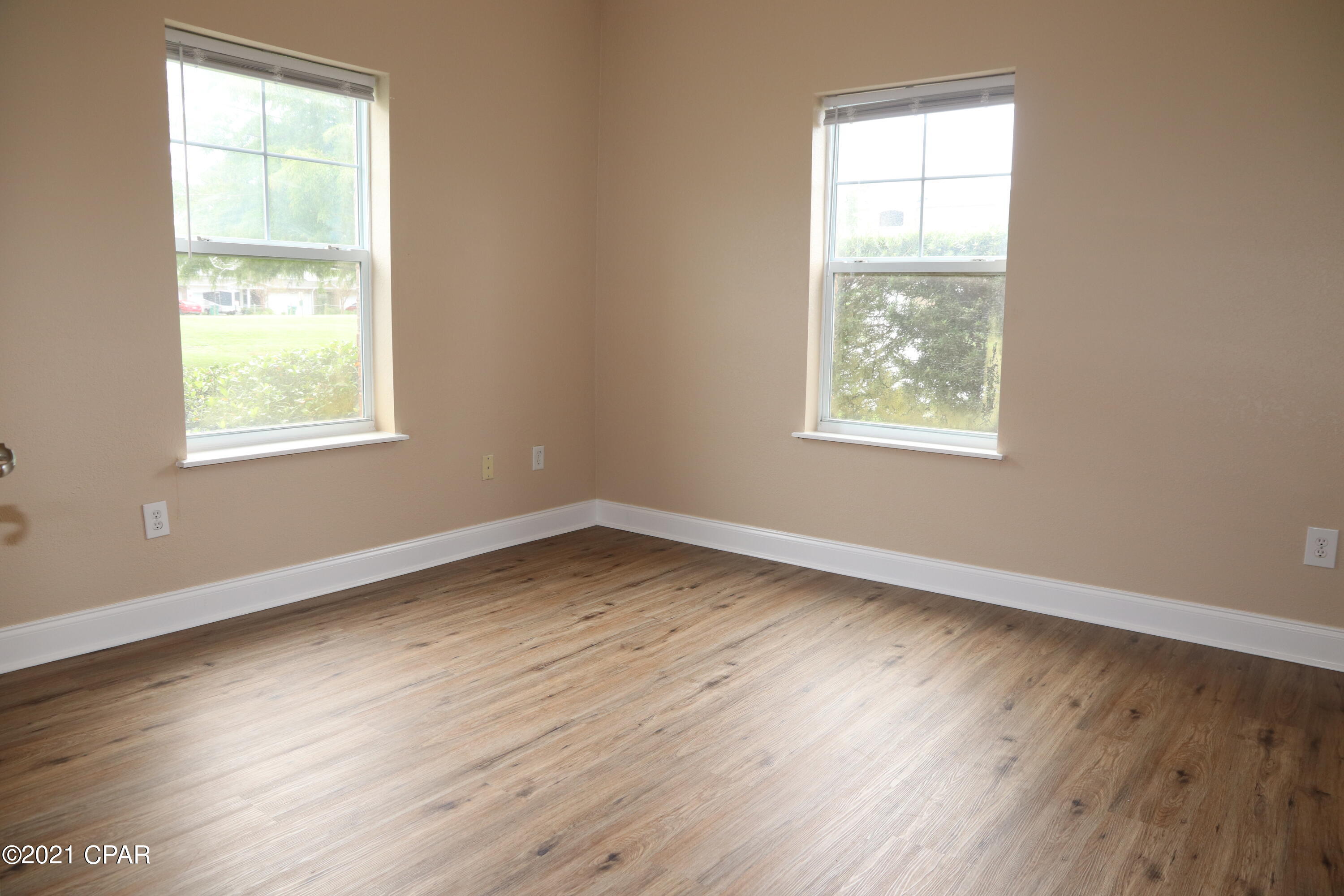 Villas At Suncrest - Residential