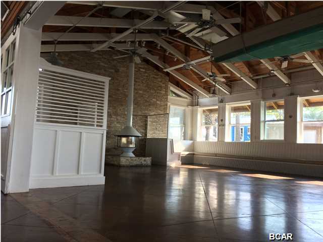 No Named Subdivision - Commercial Lease