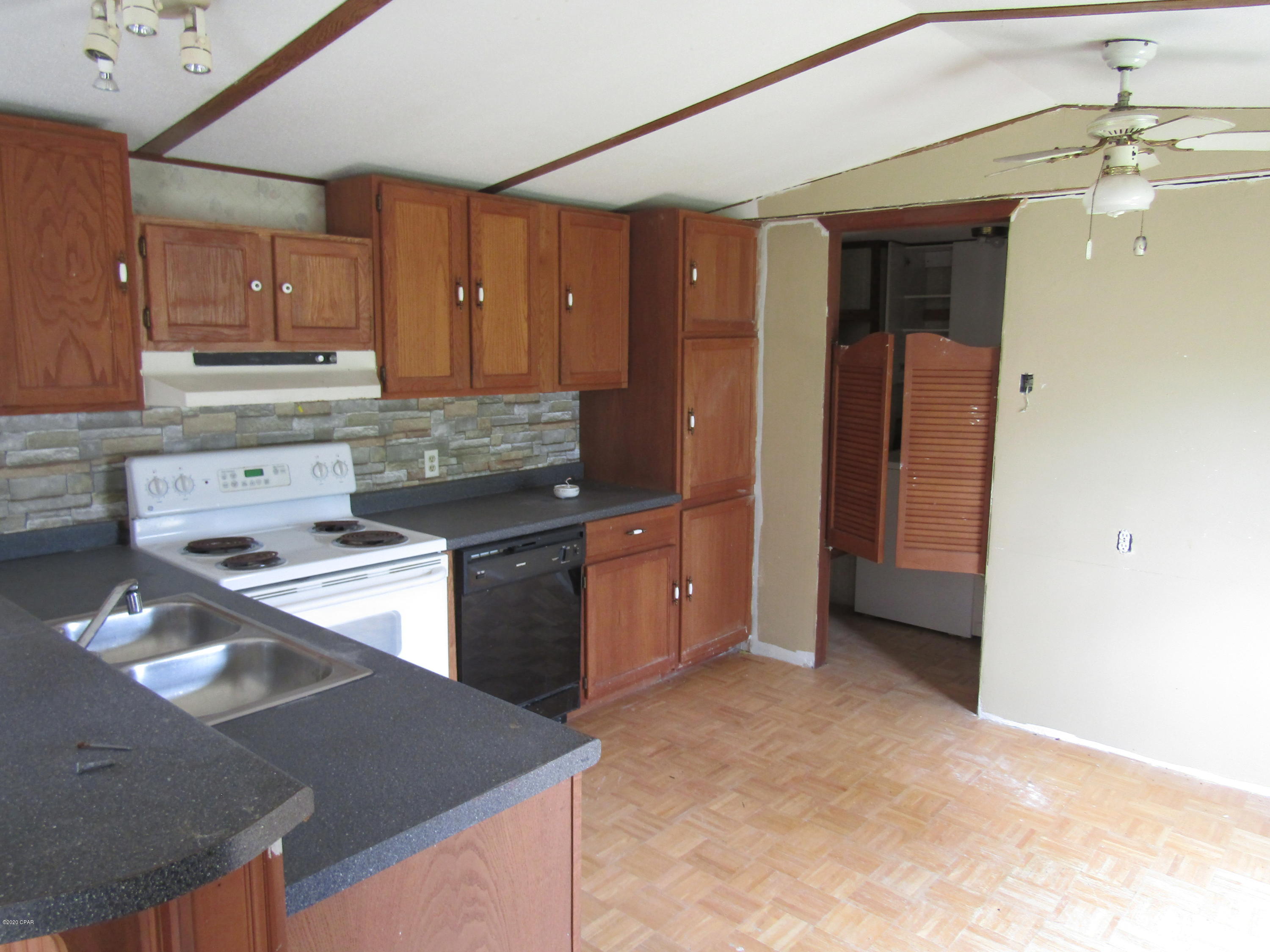 Bayside Park U-1 - Residential