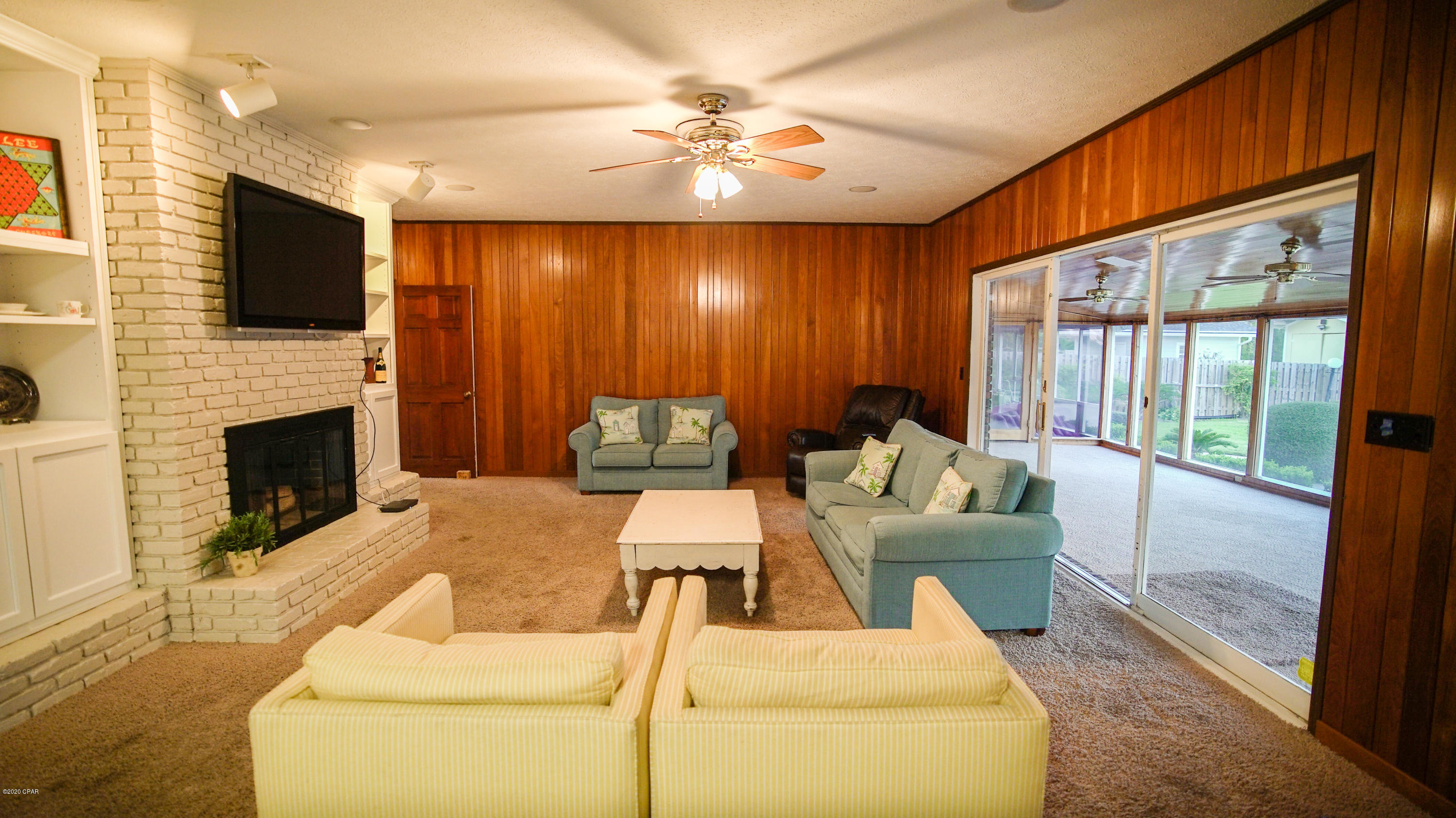 Pretty Bayou Island - Residential