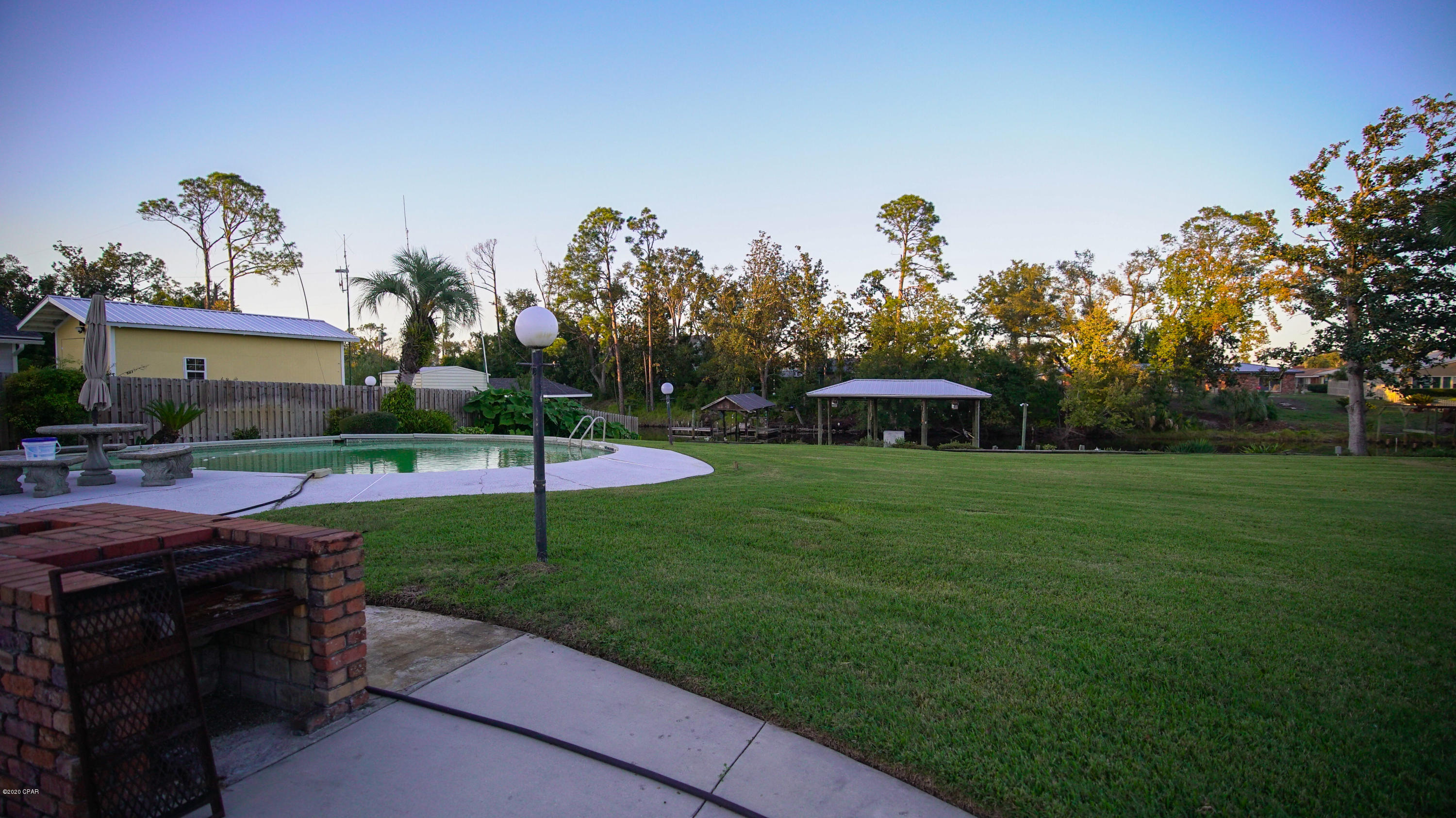 Pretty Bayou Island - Residential