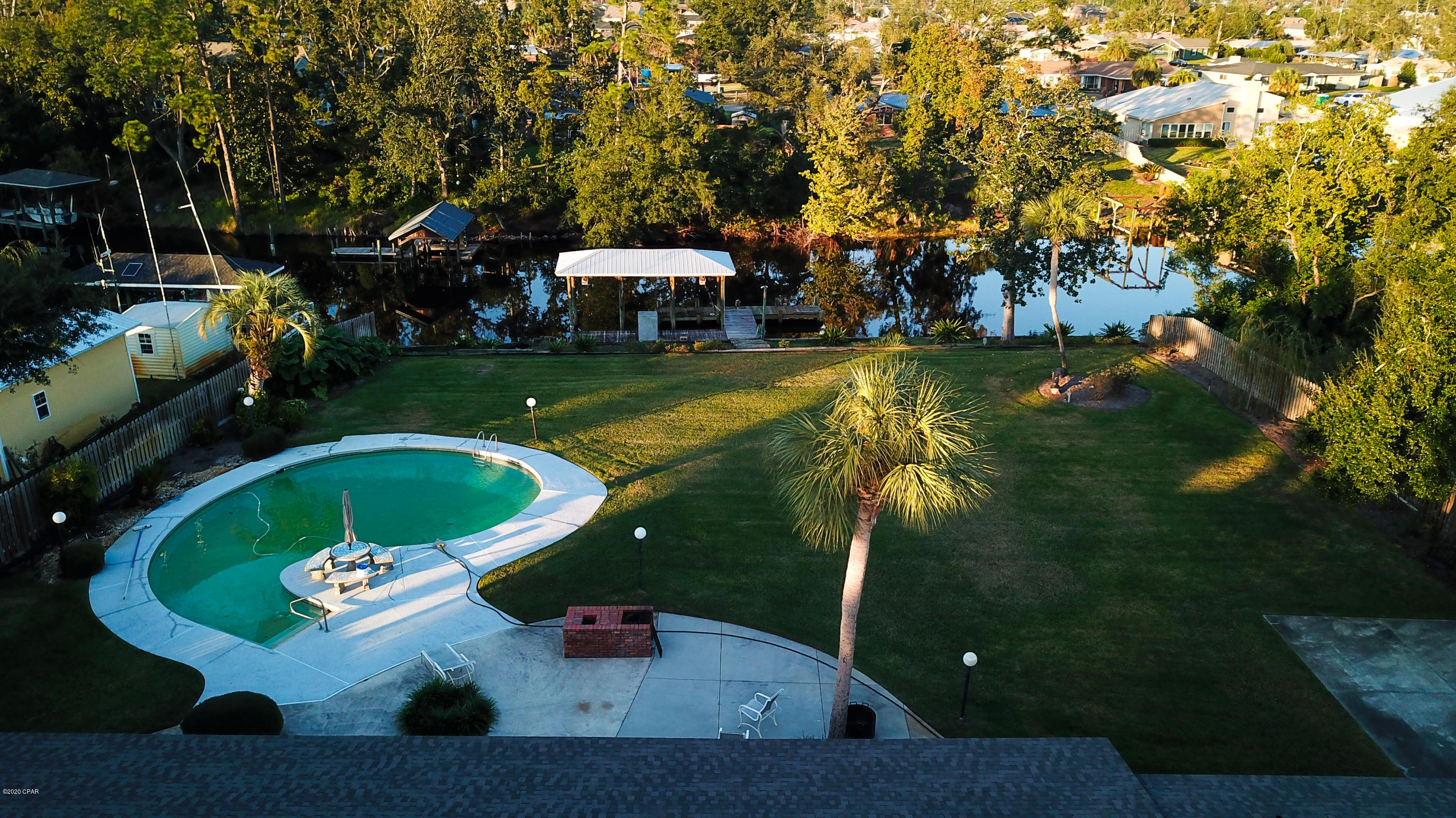 Pretty Bayou Island - Residential