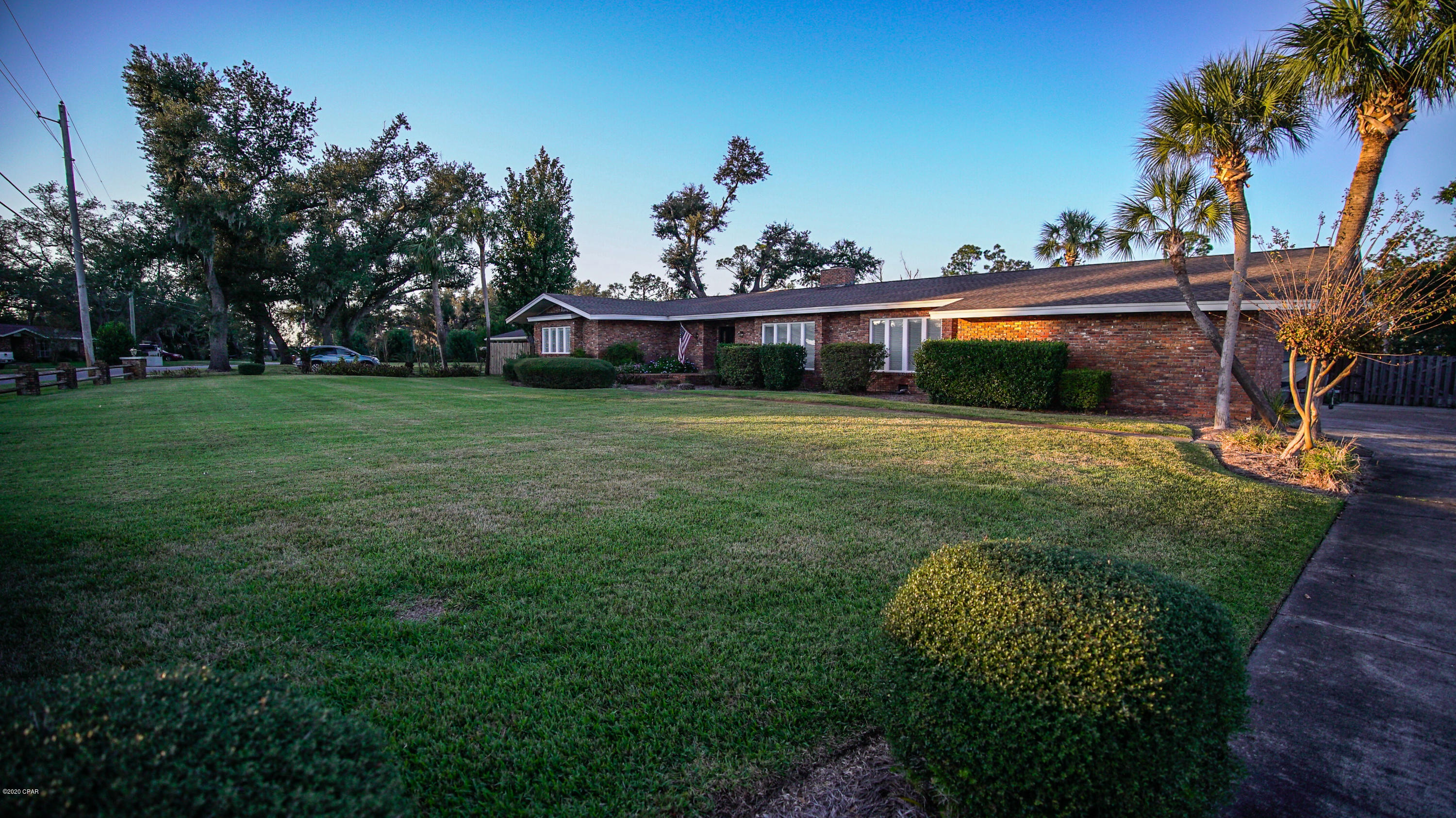 Pretty Bayou Island - Residential