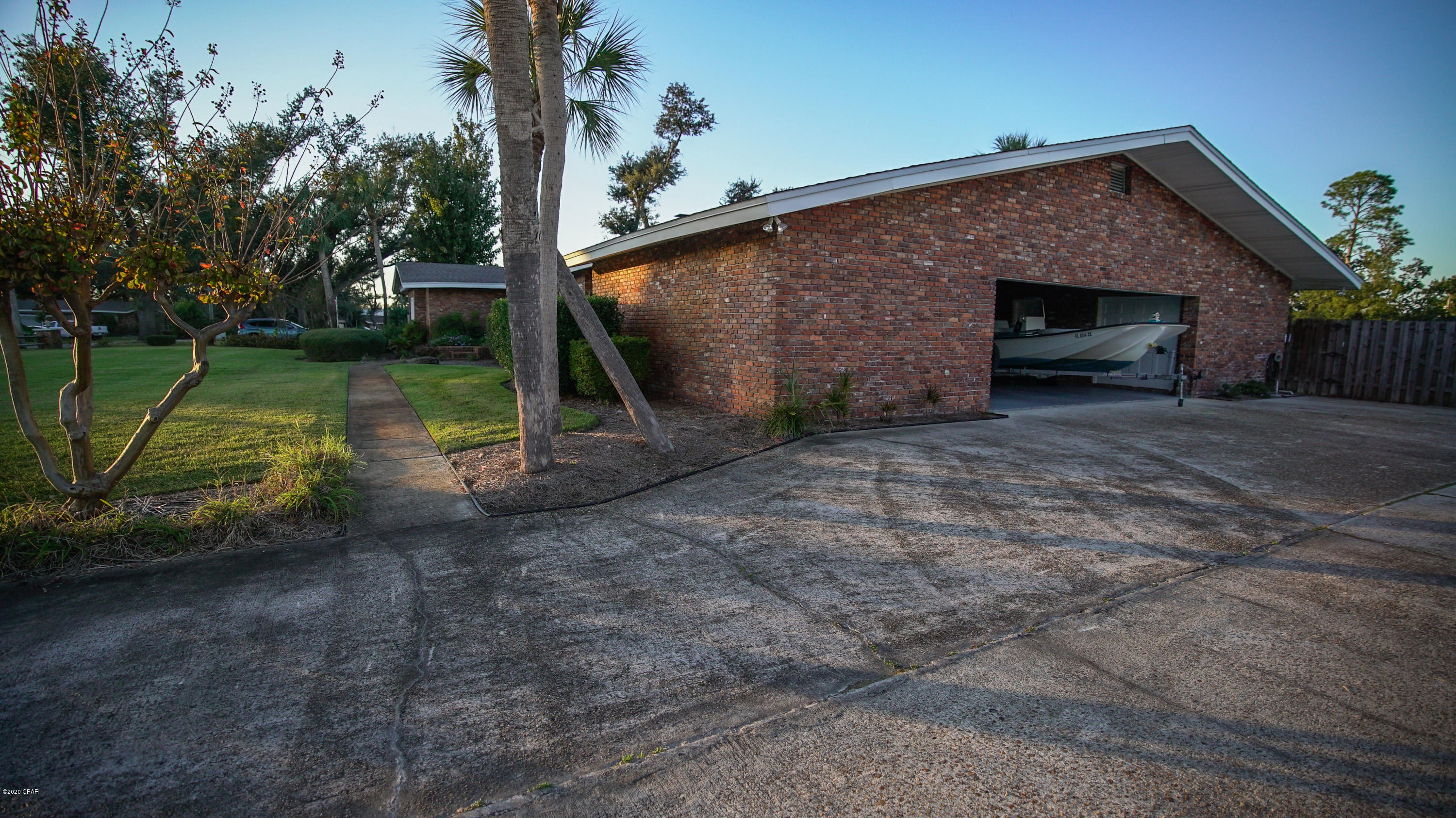 Pretty Bayou Island - Residential