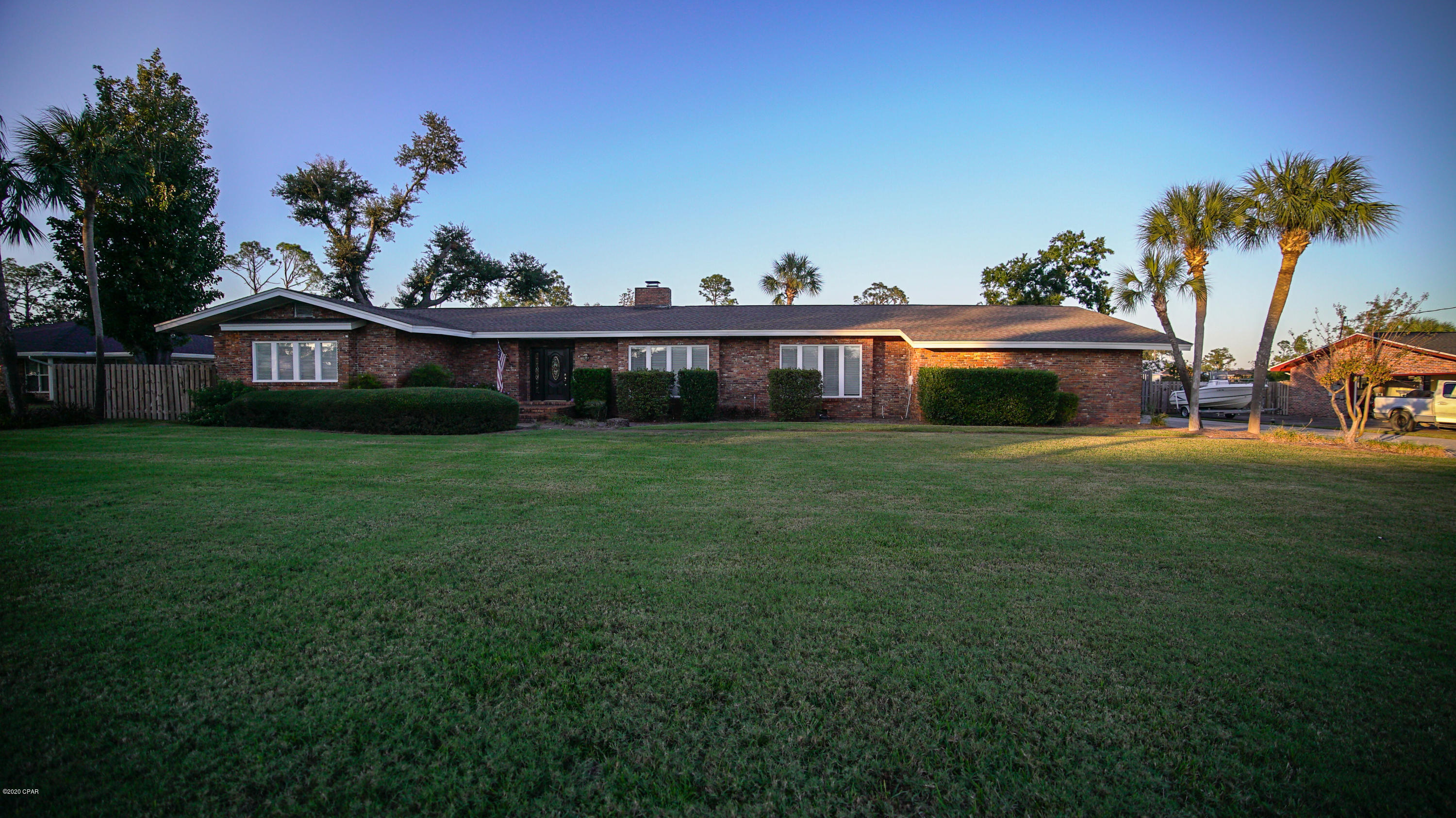 Pretty Bayou Island - Residential