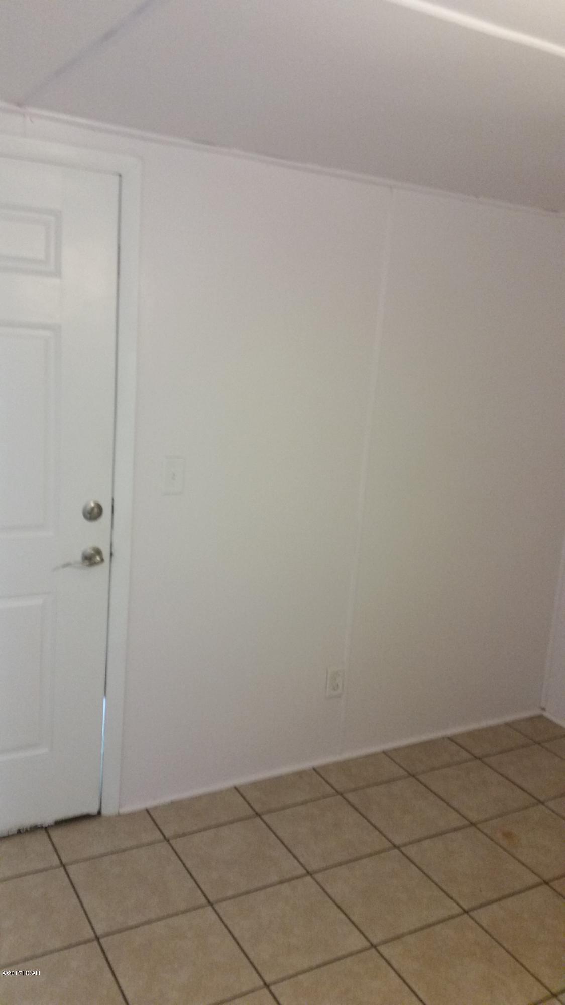 Holiday Beach Unit 13 - Residential Lease