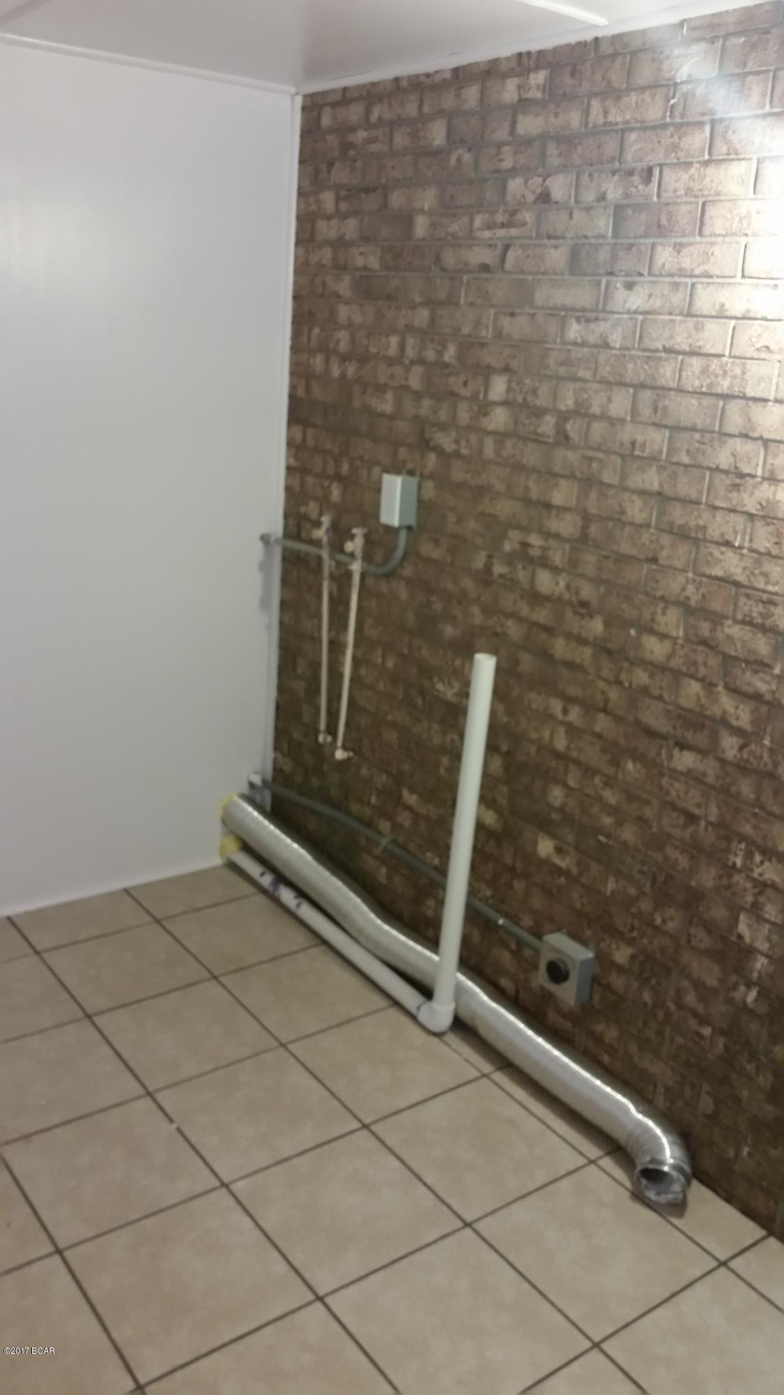 Holiday Beach Unit 13 - Residential Lease