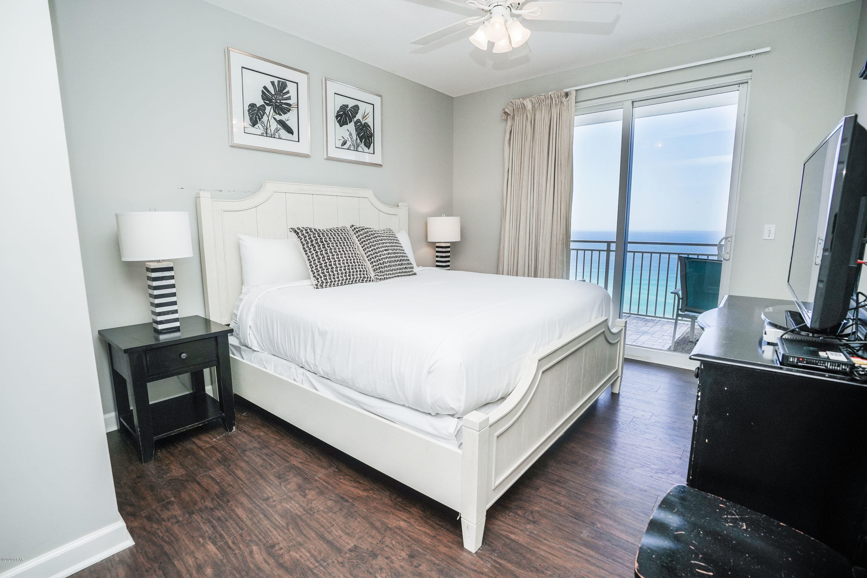 Sterling Reef - Residential