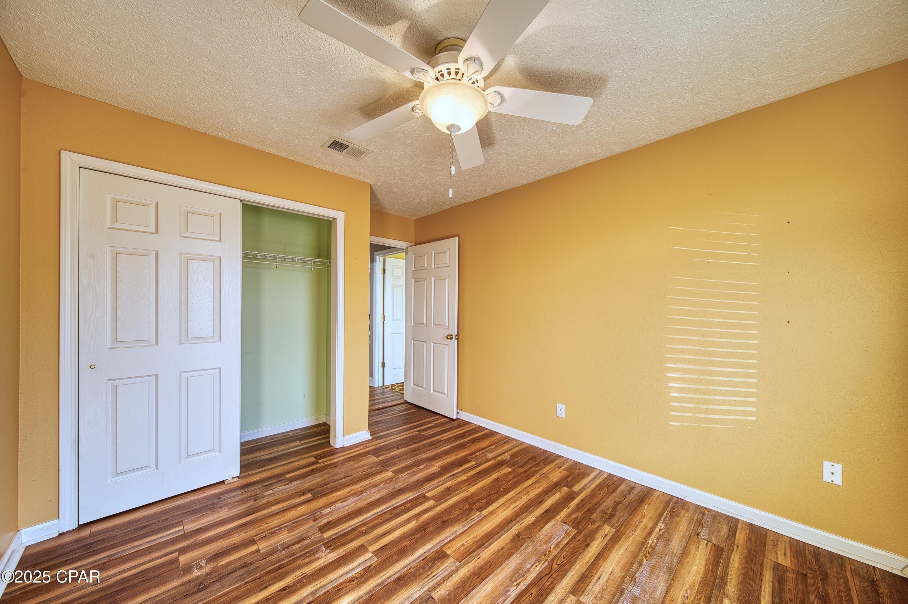 Pine Tree Place Unit 1 - Residential