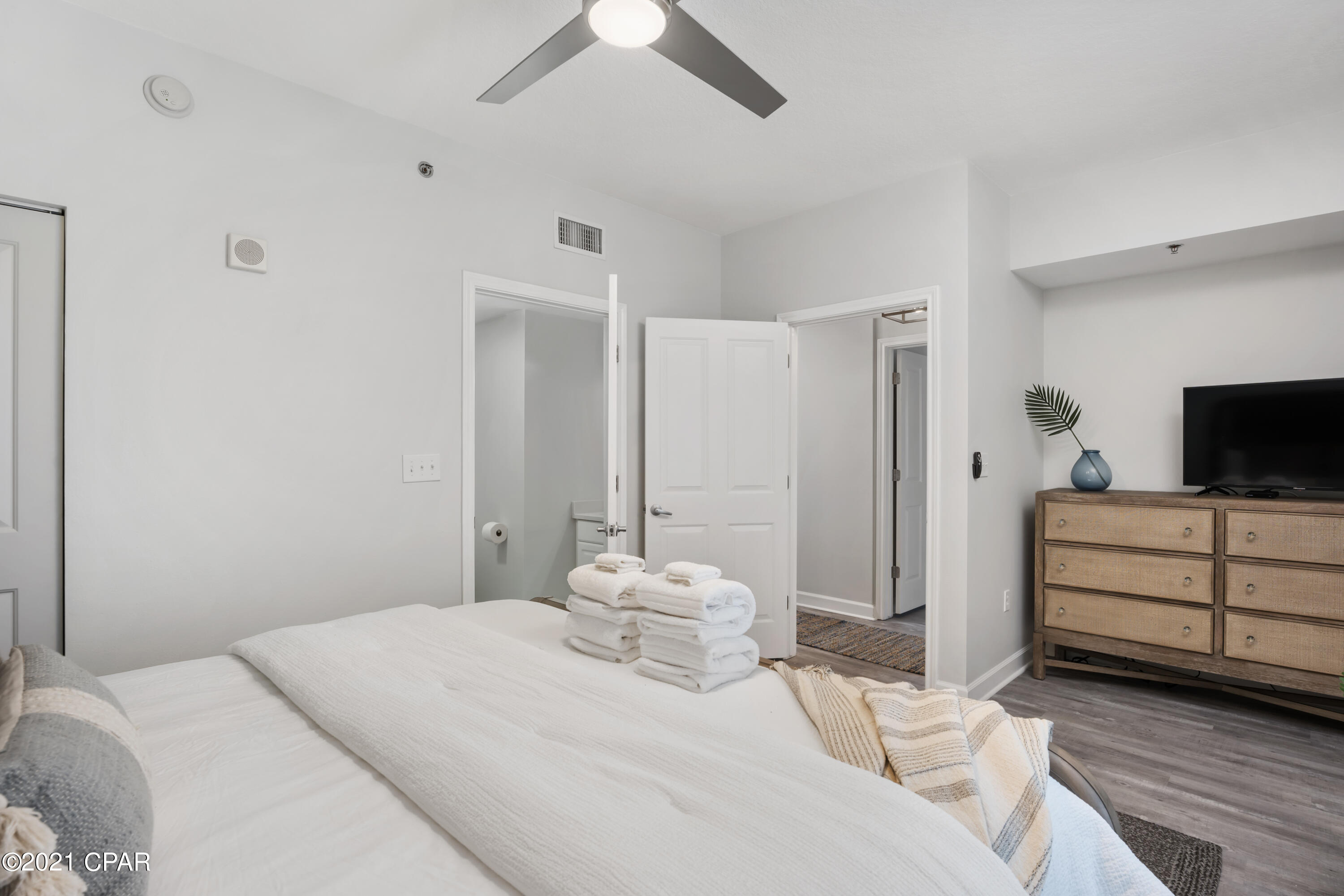 Shores Of Panama Phase I - Residential