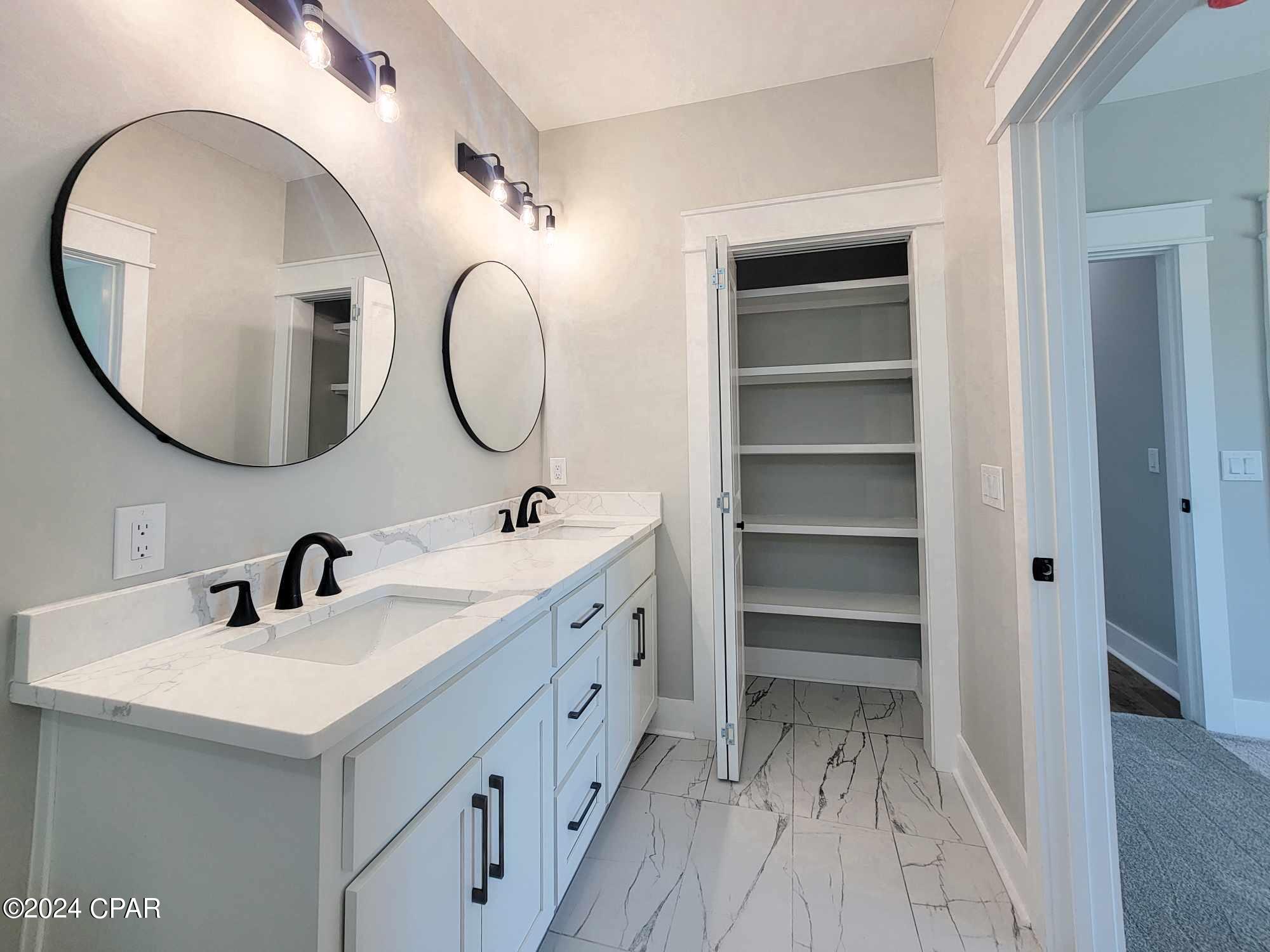 Harrison's Walk - Residential