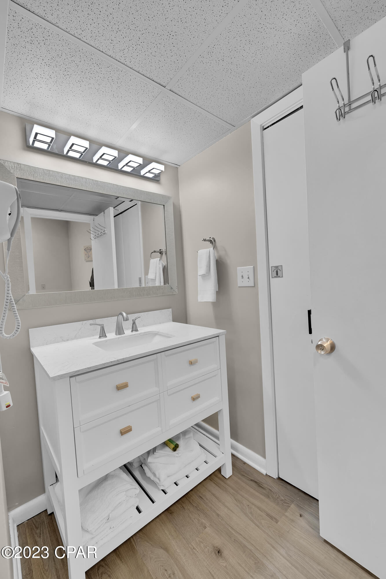 Edgewater Tower II - Residential