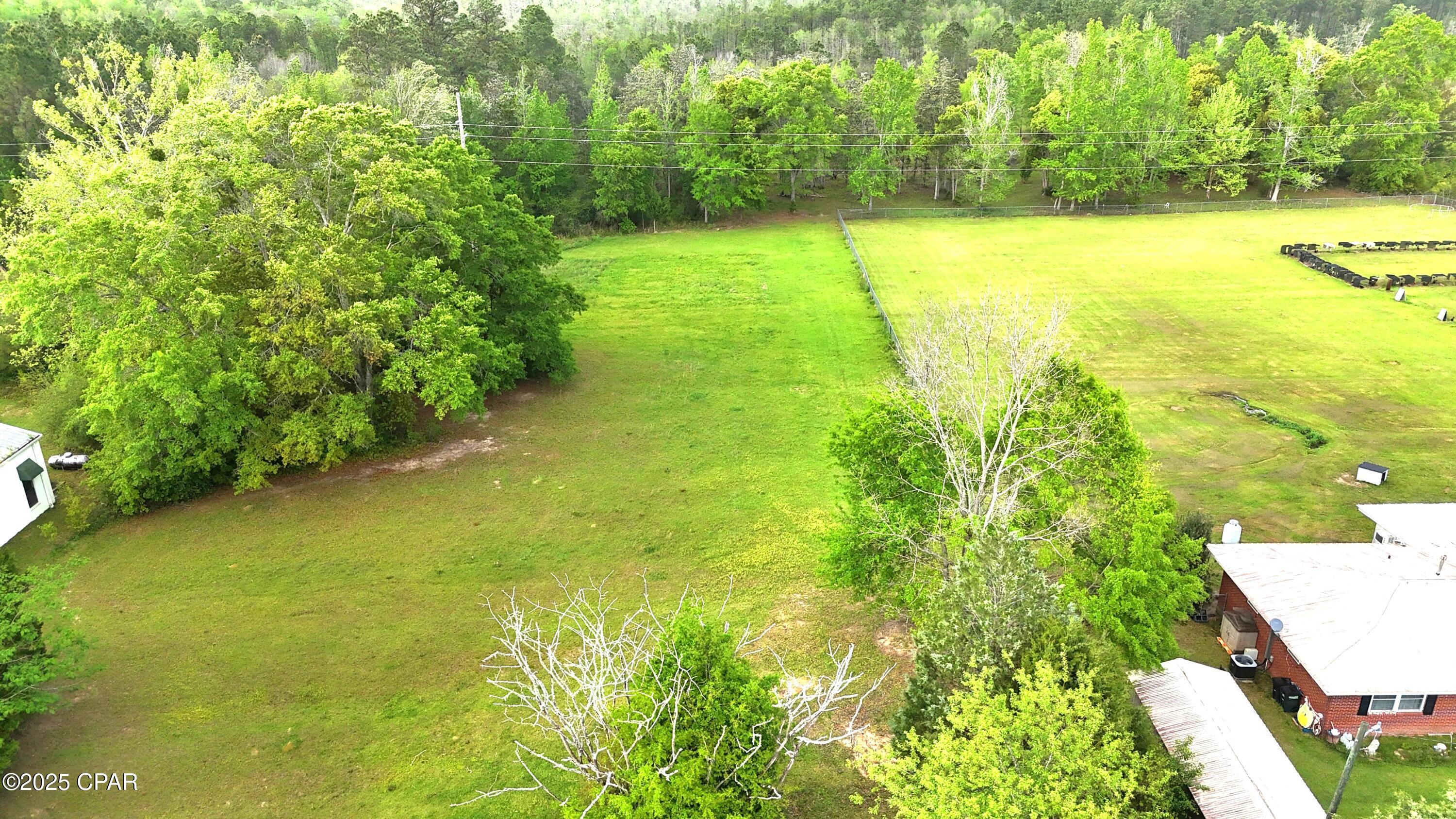 Bonifay - Land