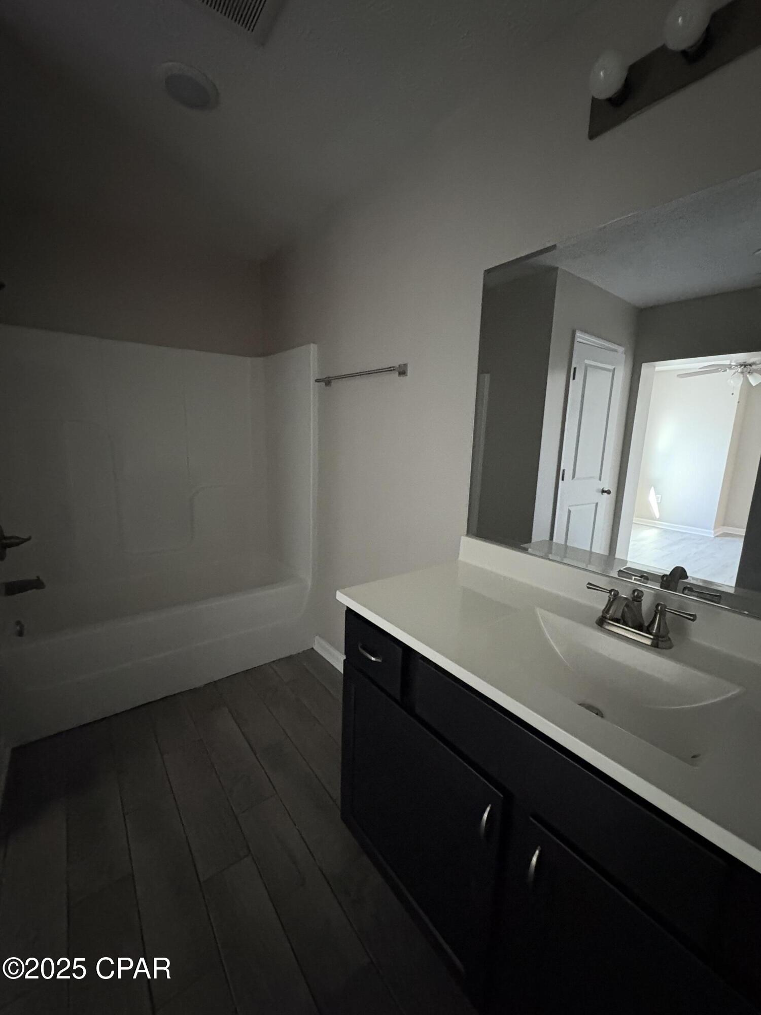 [No Recorded Subdiv] - Residential Lease