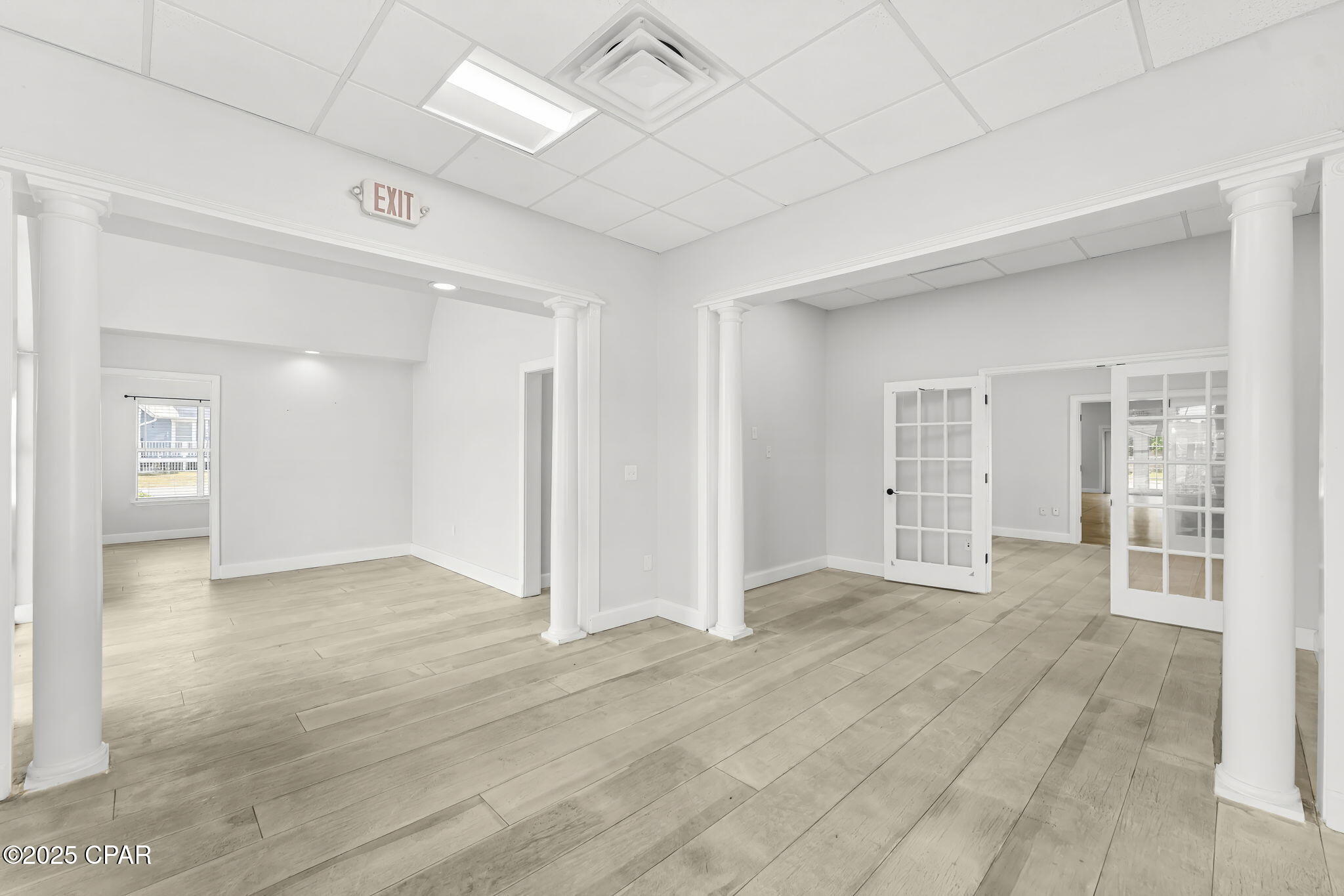 Bay Co Land 1st Add - Commercial Lease