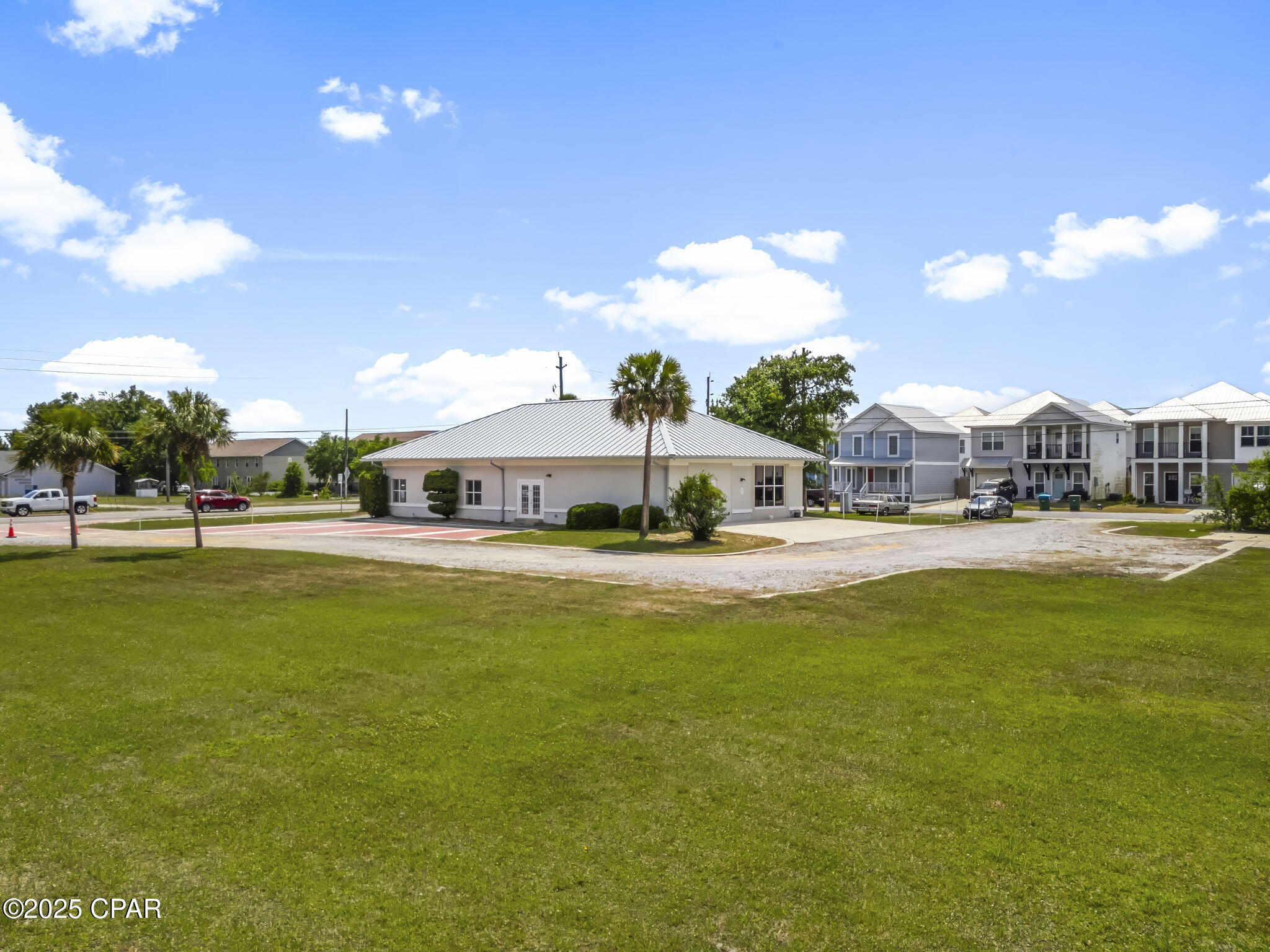 Bay Co Land 1st Add - Commercial Lease