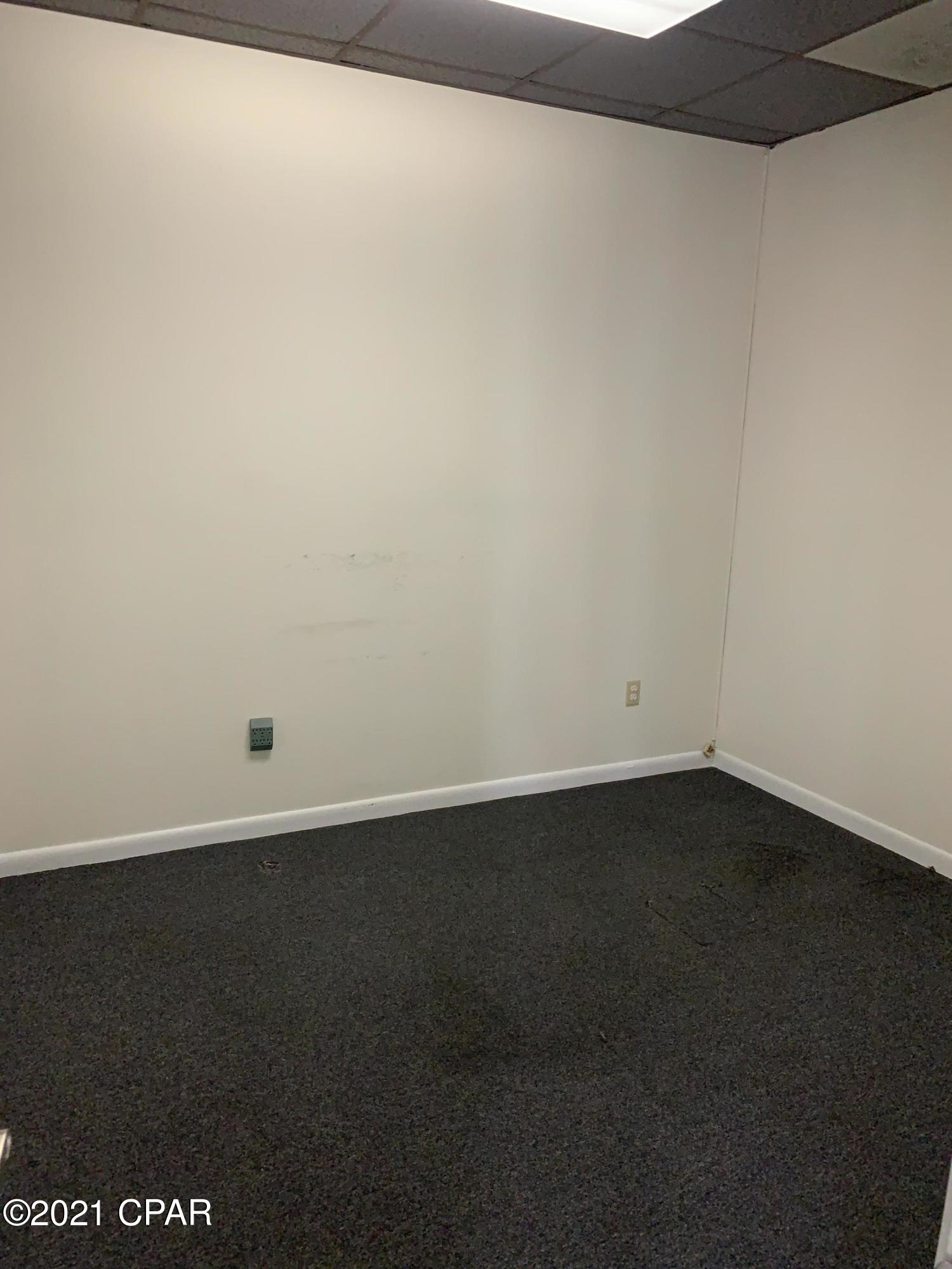 Promenade Shopping Mall - Commercial Lease