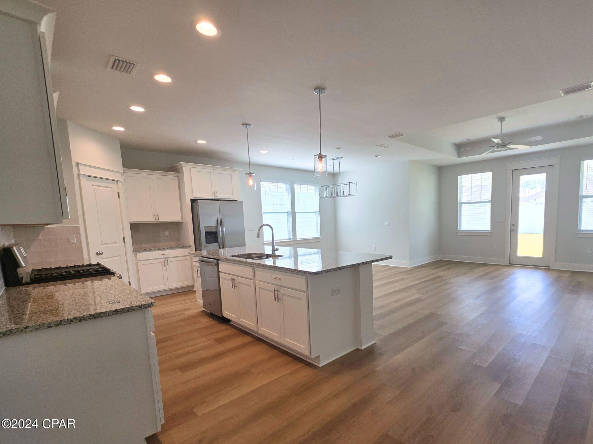 [No Recorded Subdiv] - Residential Lease