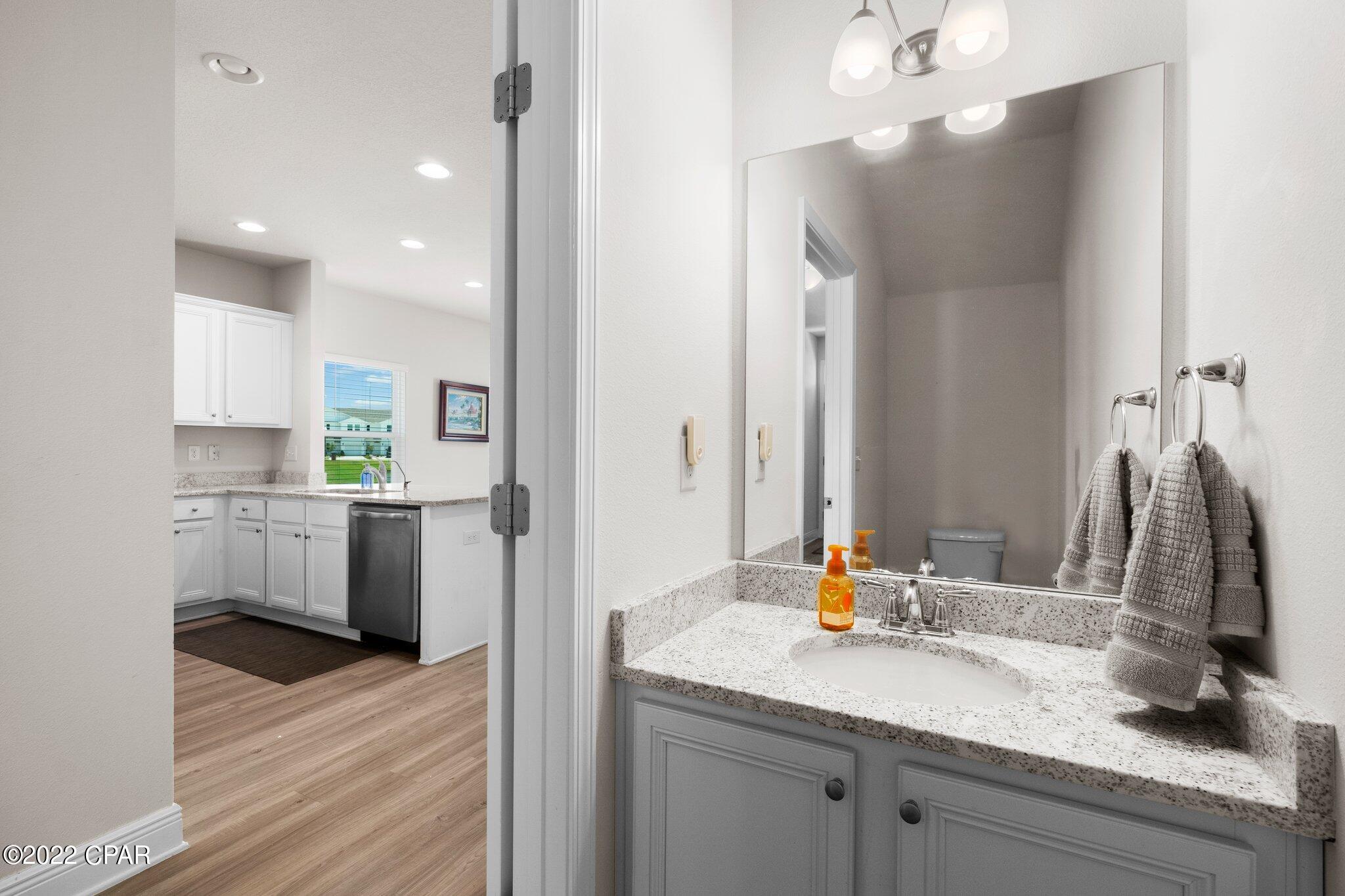 Hathaway Townhomes - Residential Lease