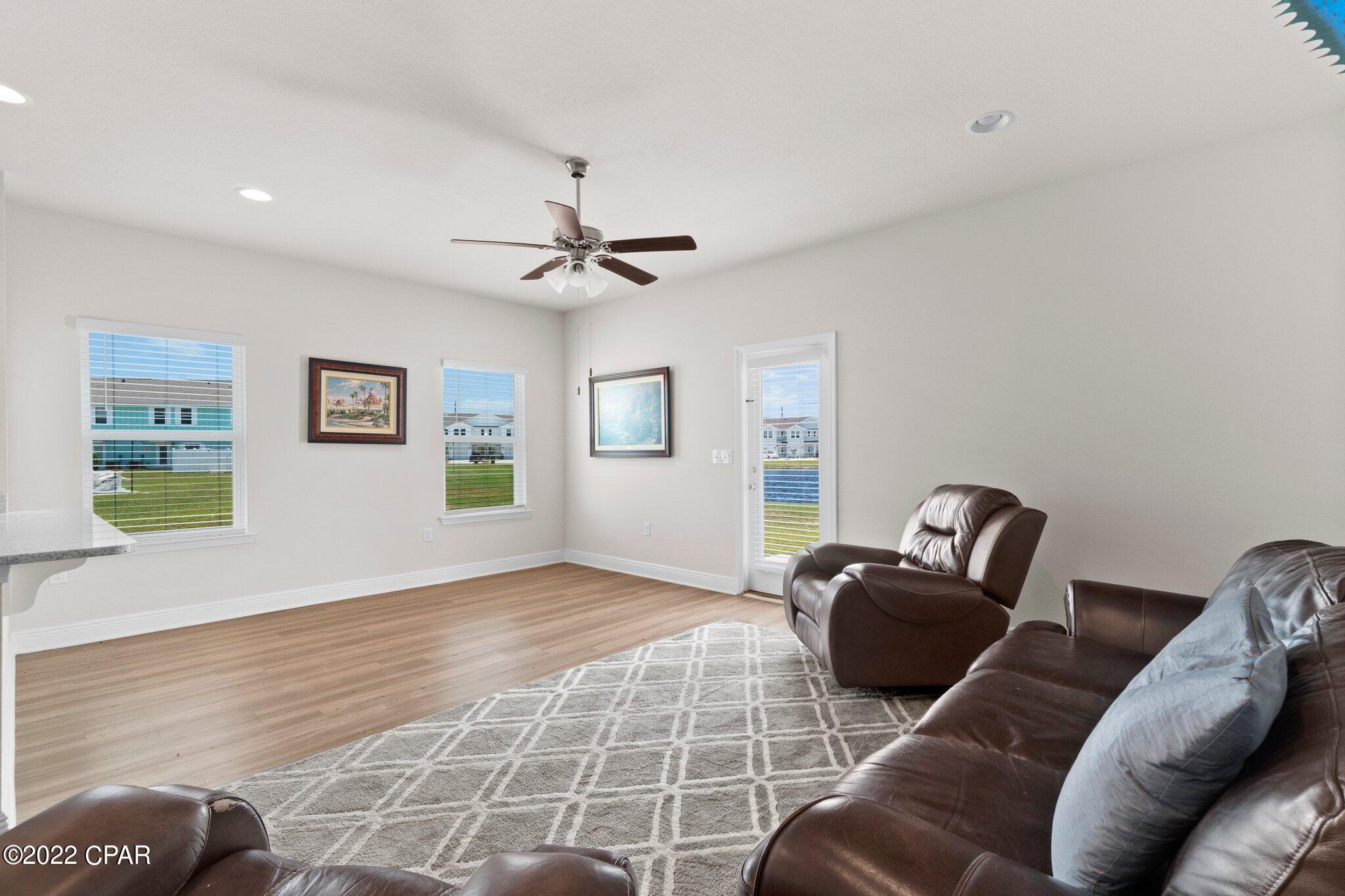 Hathaway Townhomes - Residential Lease