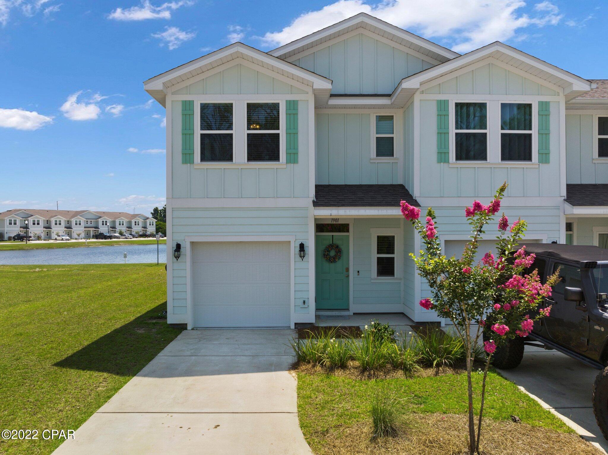 Hathaway Townhomes - Residential Lease