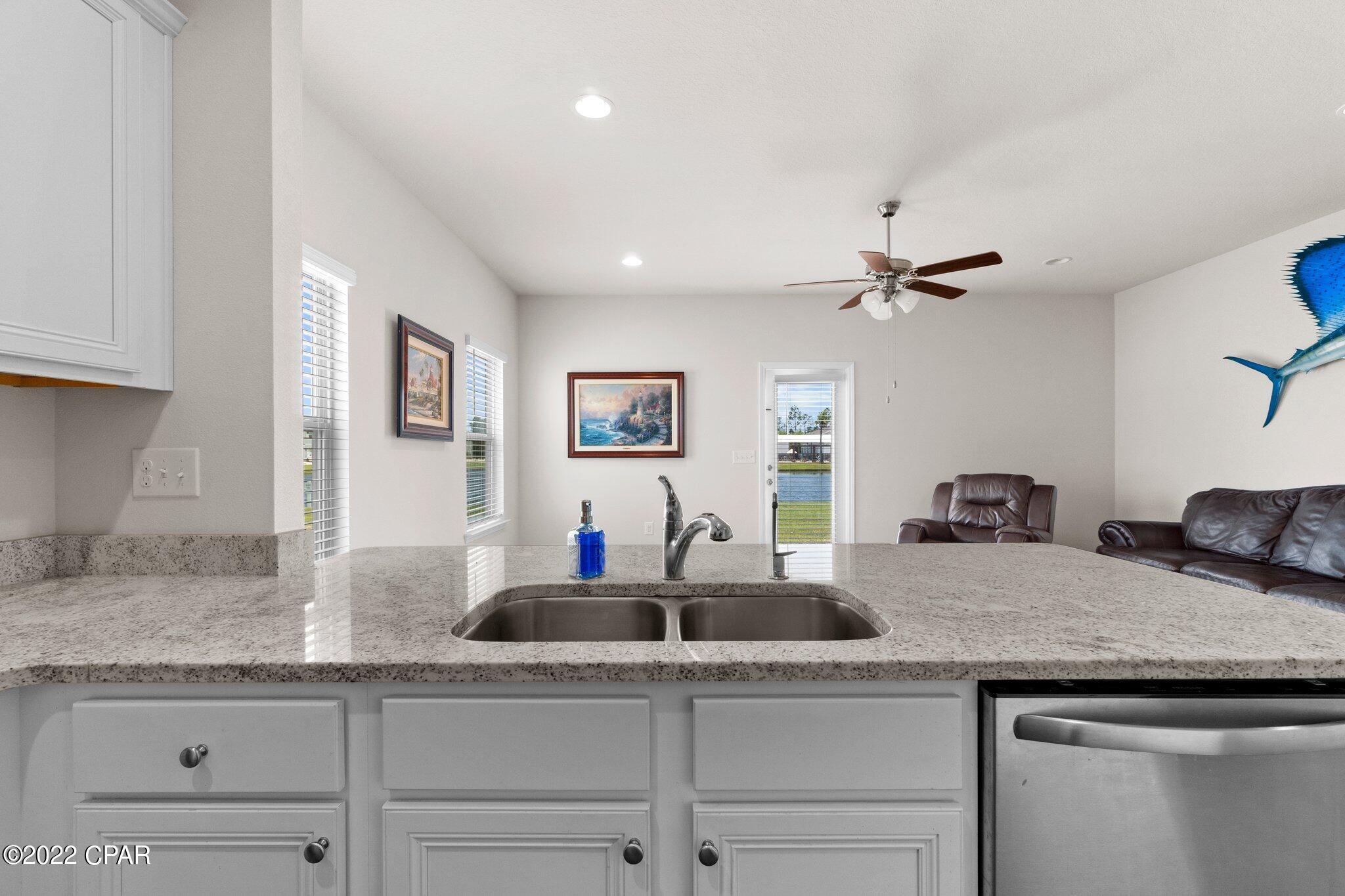 Hathaway Townhomes - Residential Lease