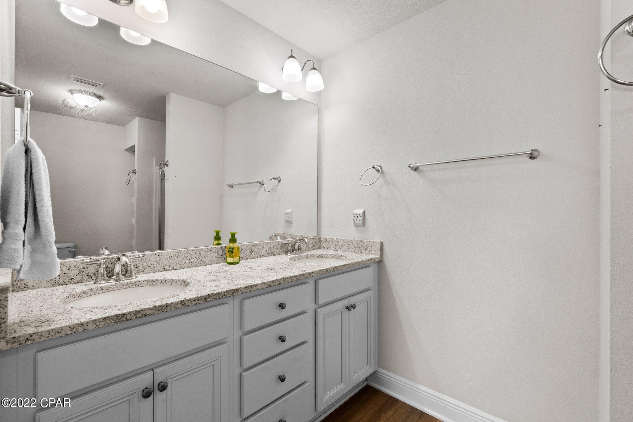 Hathaway Townhomes - Residential Lease