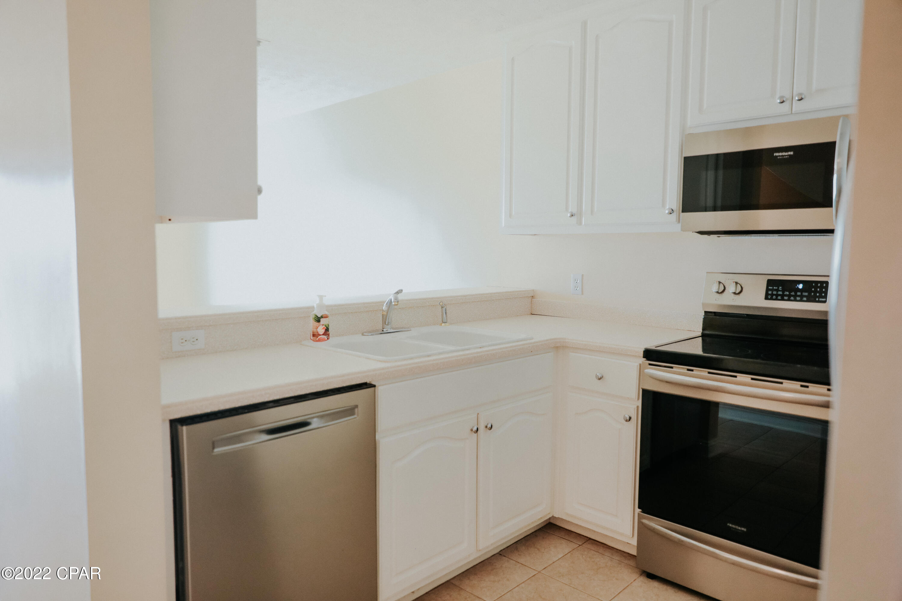 Grand Bay Townhomes - Residential