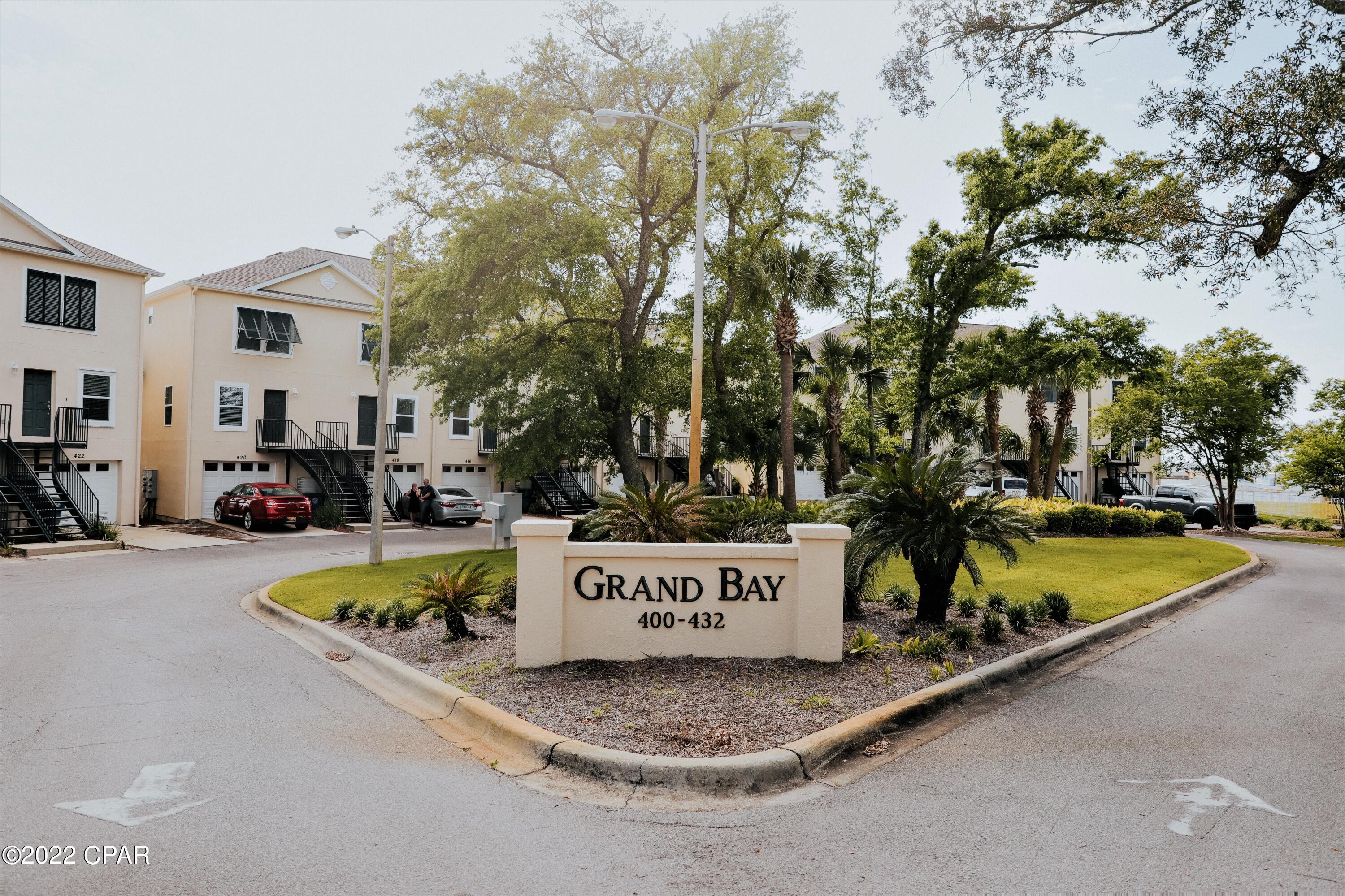 Grand Bay Townhomes - Residential