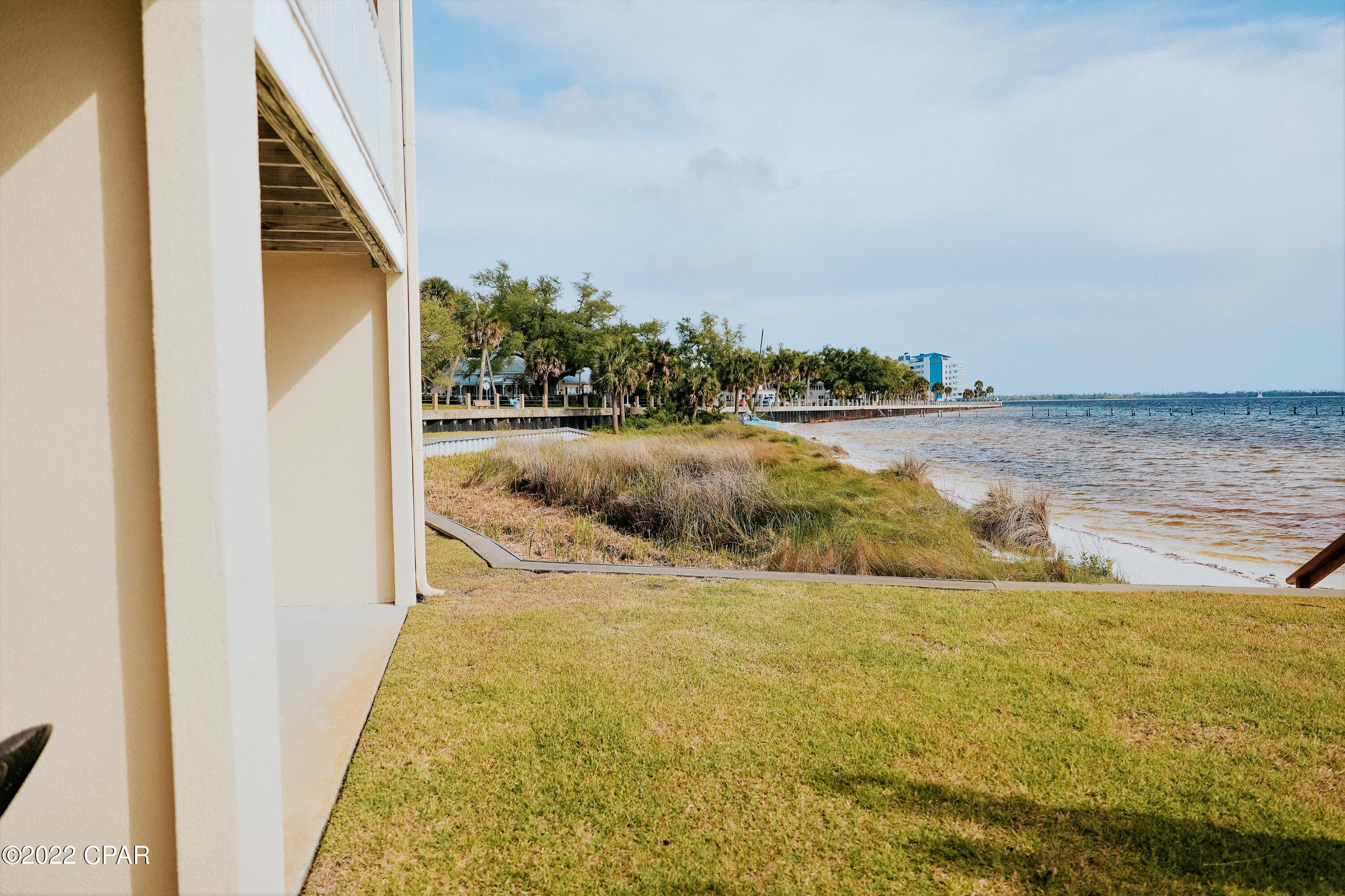 Grand Bay Townhomes - Residential